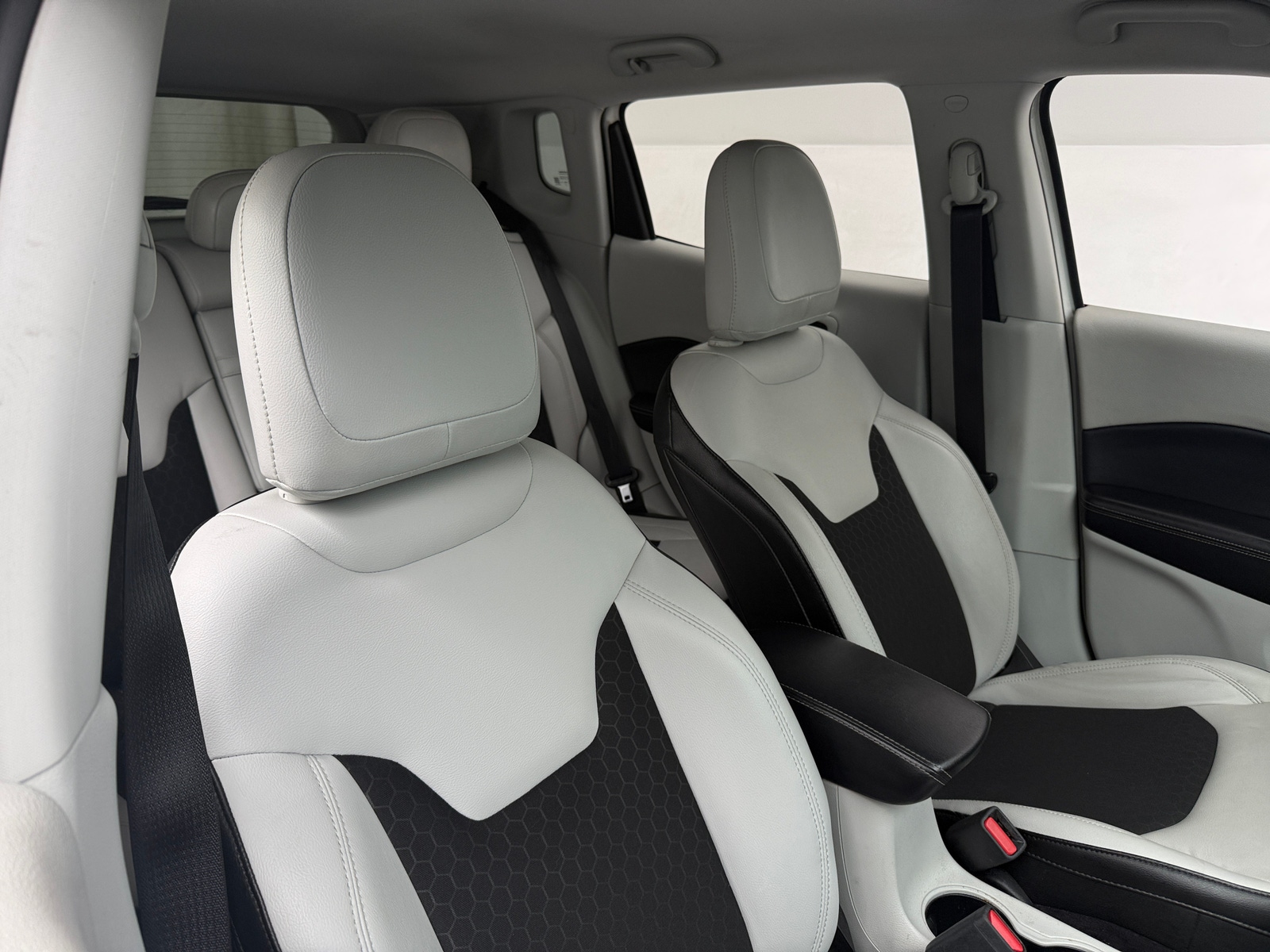 Thumbnail: 2018 Jeep Compass - 2