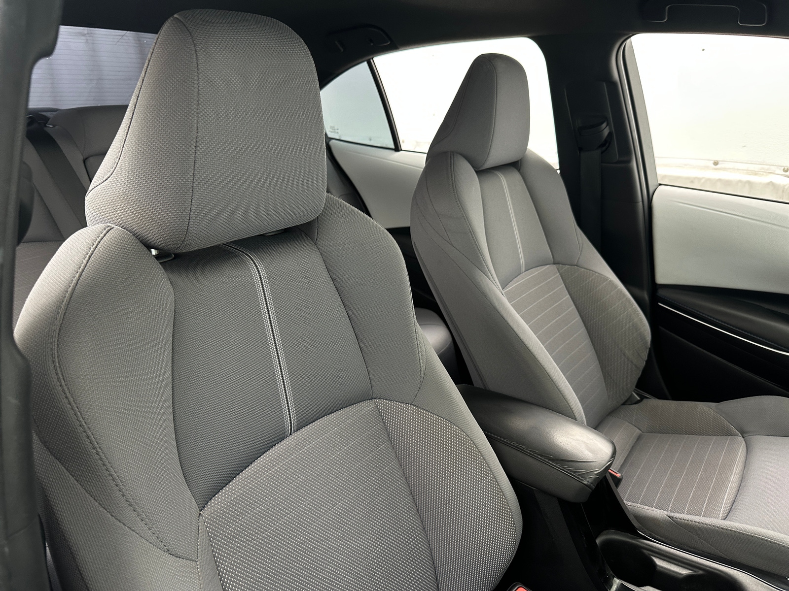 Thumbnail: 2021 Toyota Corolla - 2