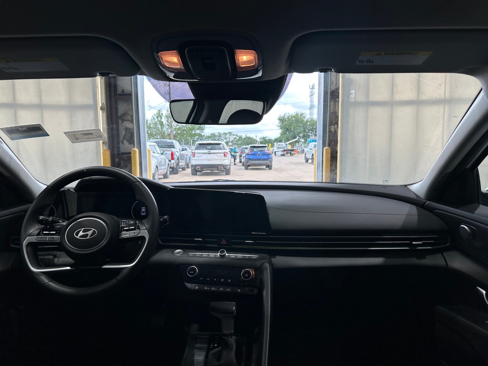 Thumbnail: 2025 Hyundai Elantra - 2