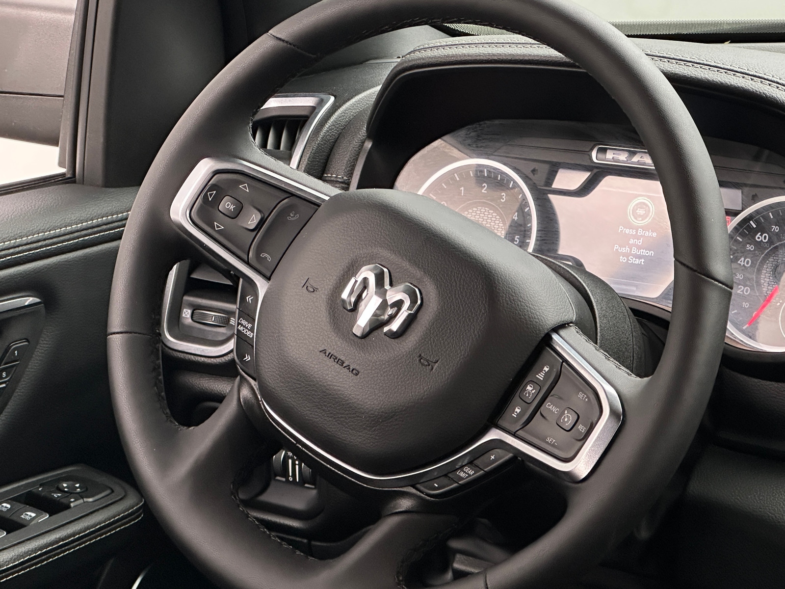 Thumbnail: 2025 RAM 1500 - 5