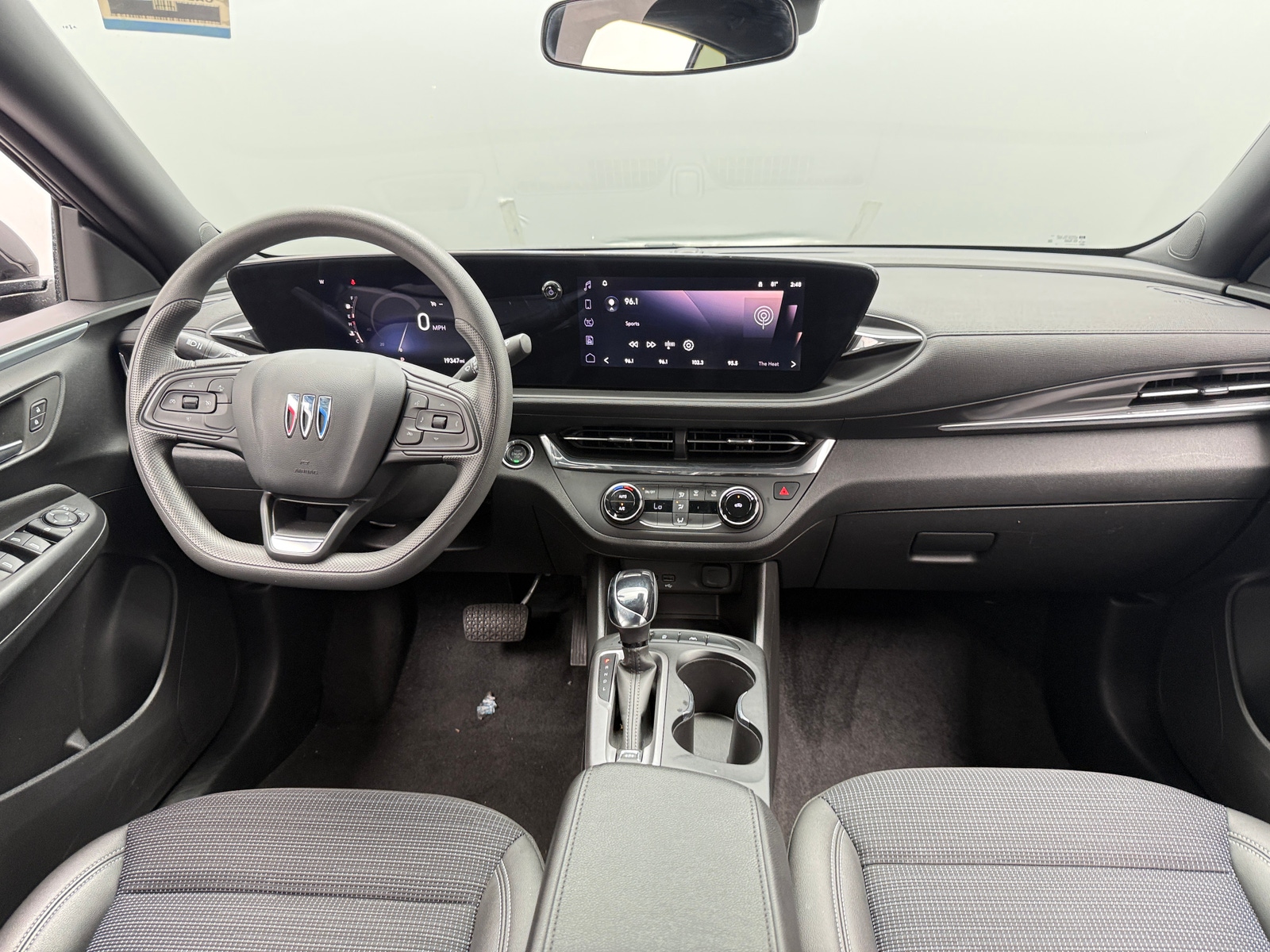 Thumbnail: 2025 Buick Envista - 3