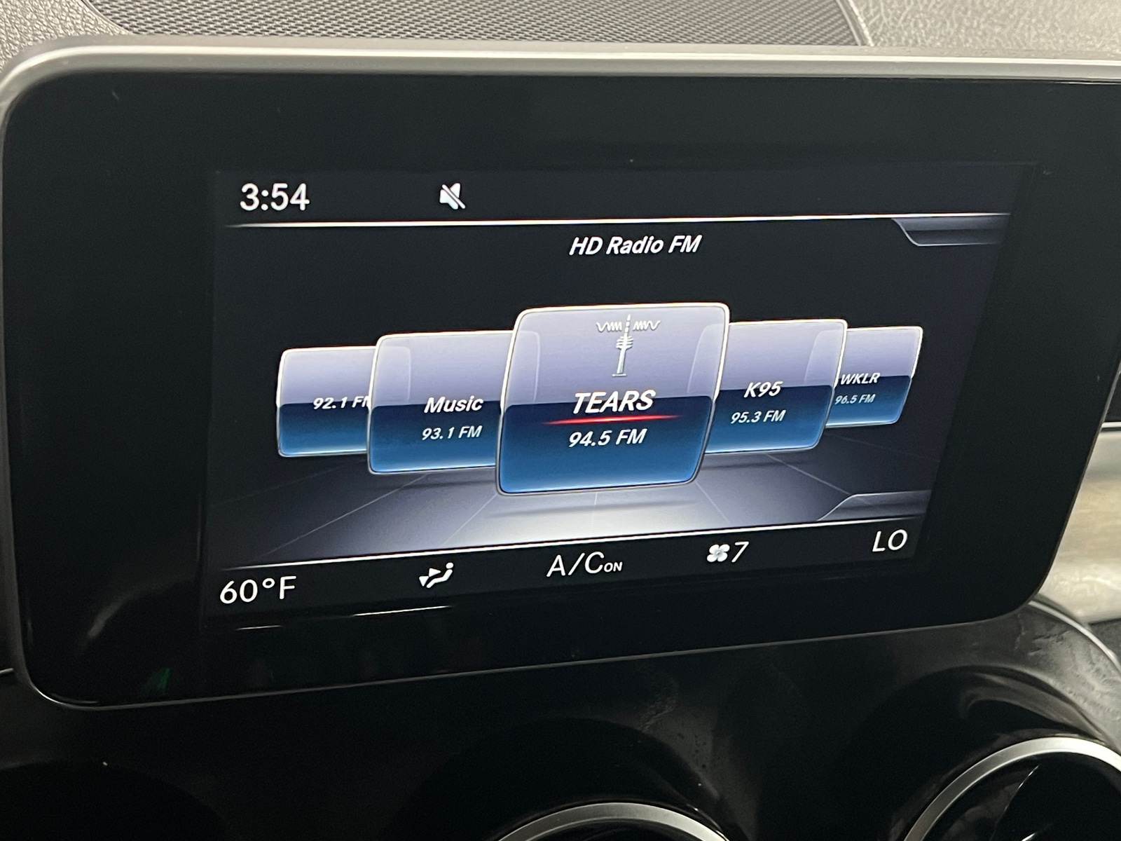 Thumbnail: 2019 Mercedes-Benz GLC - 3