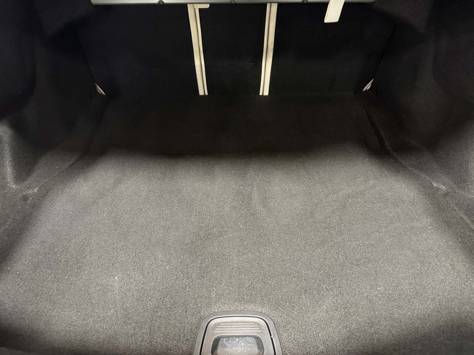 Thumbnail: 2019 Mercedes-Benz E-Class - 4