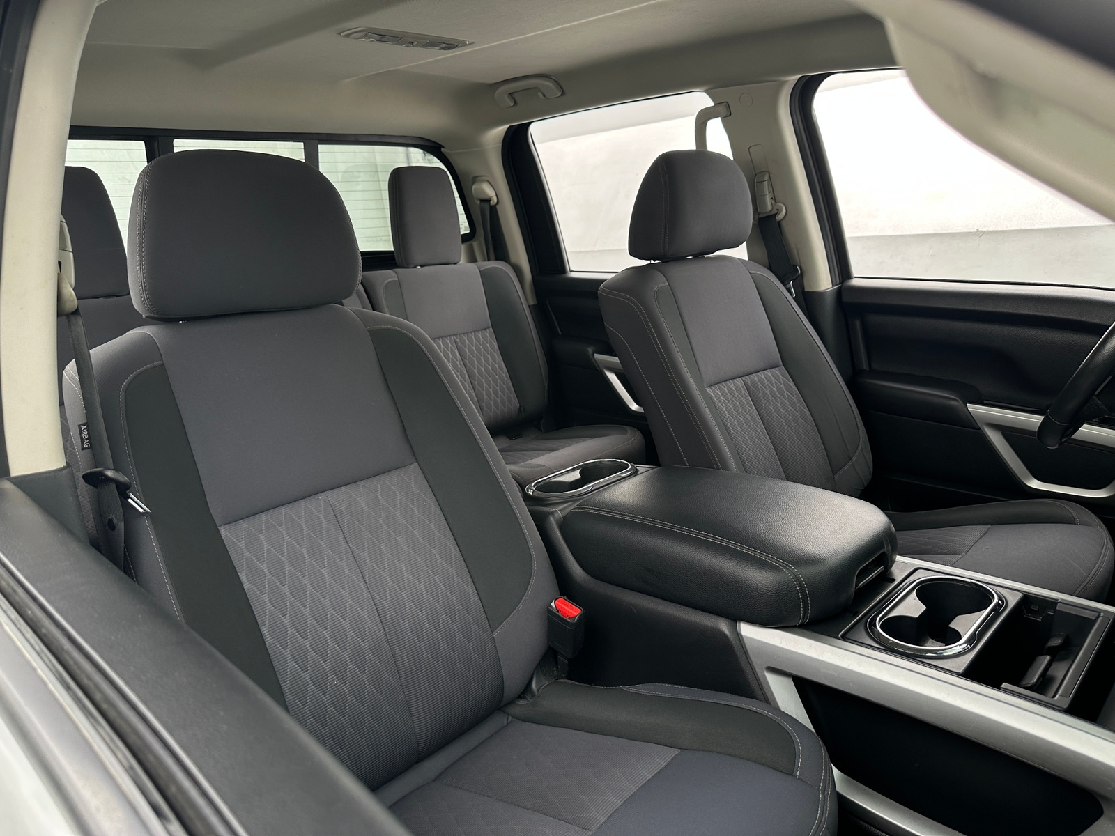 Thumbnail: 2020 Nissan Titan - 2