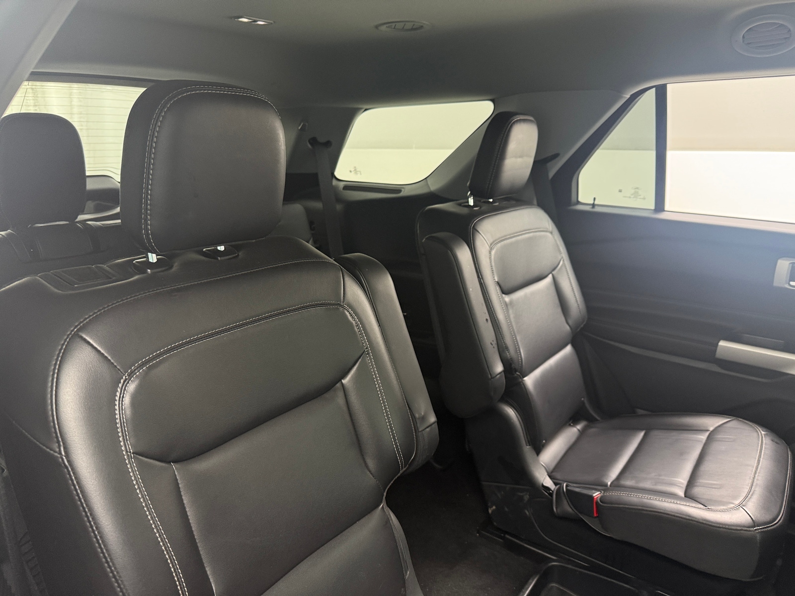 Thumbnail: 2021 Ford Explorer - 5