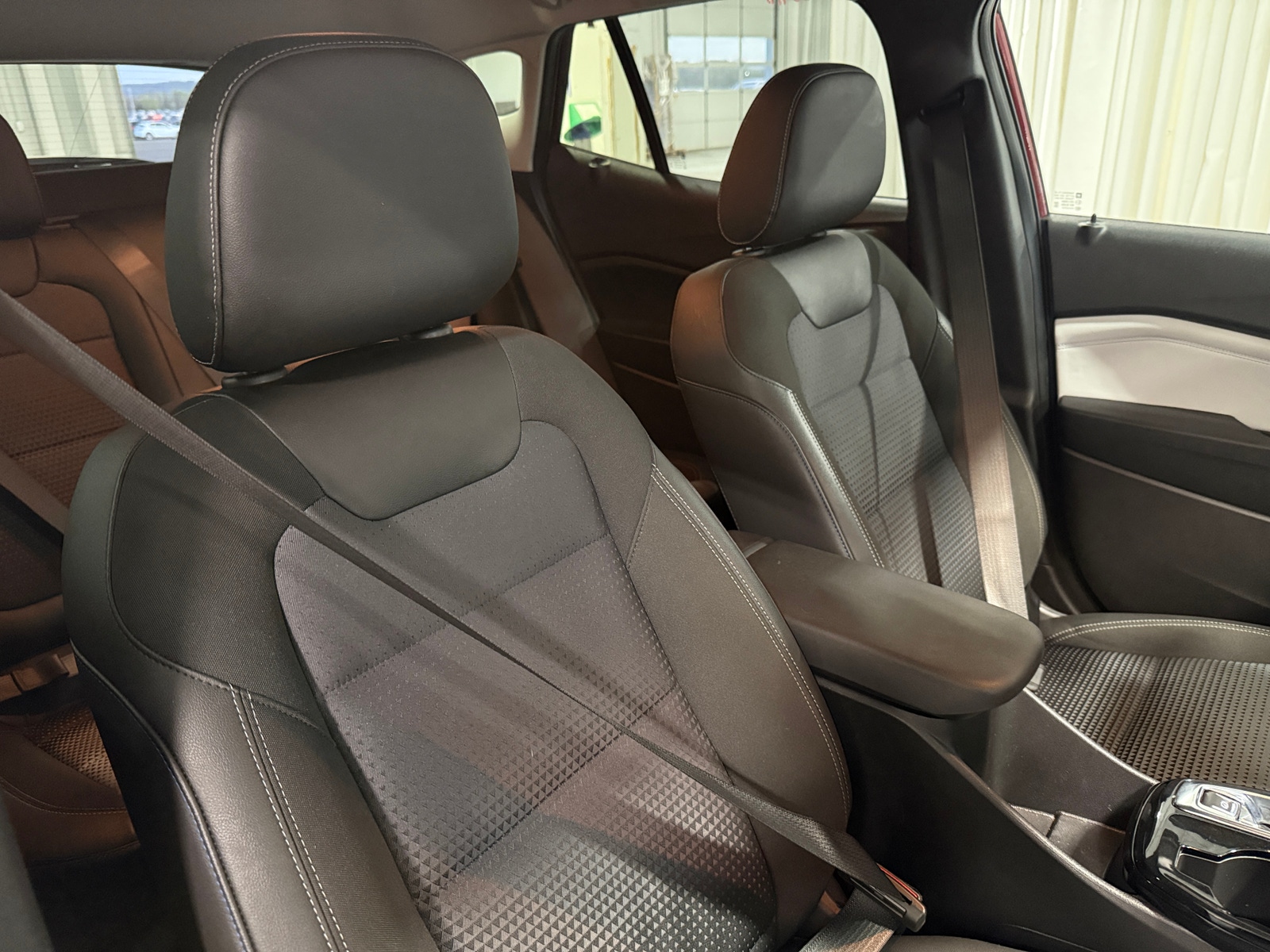 Thumbnail: 2025 Chevrolet Trax - 2