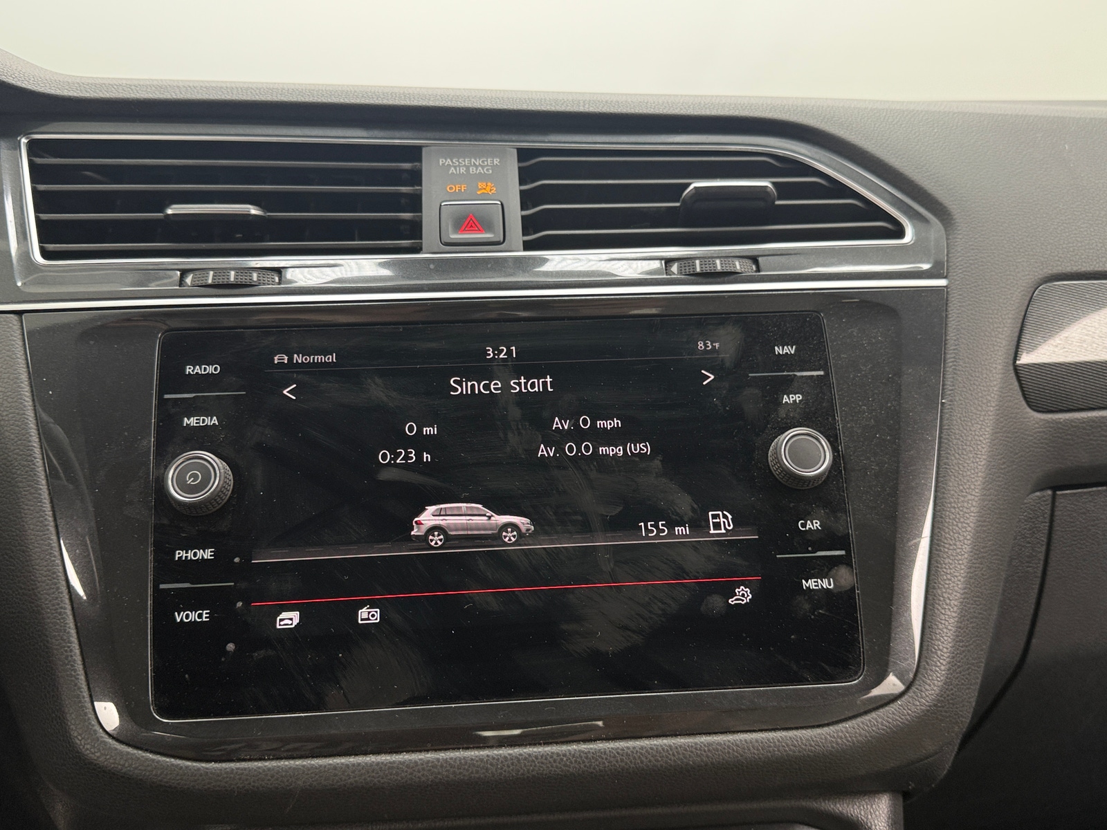 Thumbnail: 2018 Volkswagen Tiguan - 3