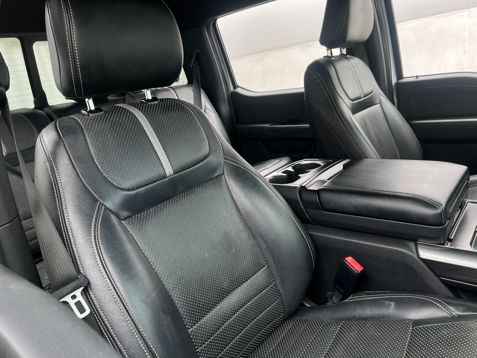 Thumbnail: 2022 Ford Econoline - 2