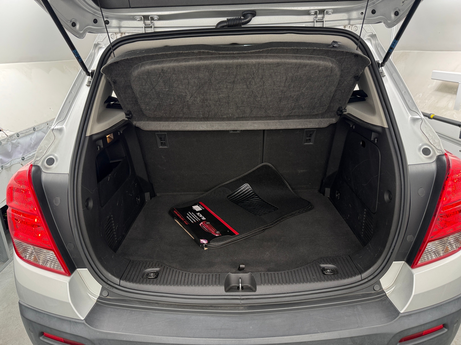 Thumbnail: 2016 Chevrolet Trax - 7