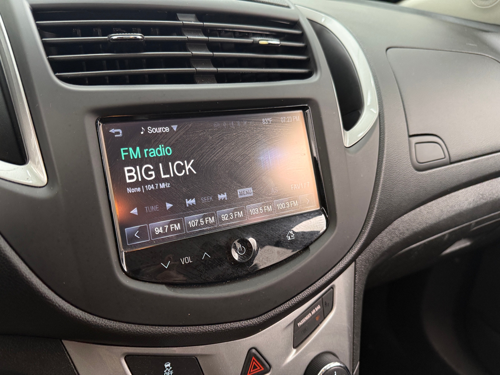 Thumbnail: 2016 Chevrolet Trax - 4