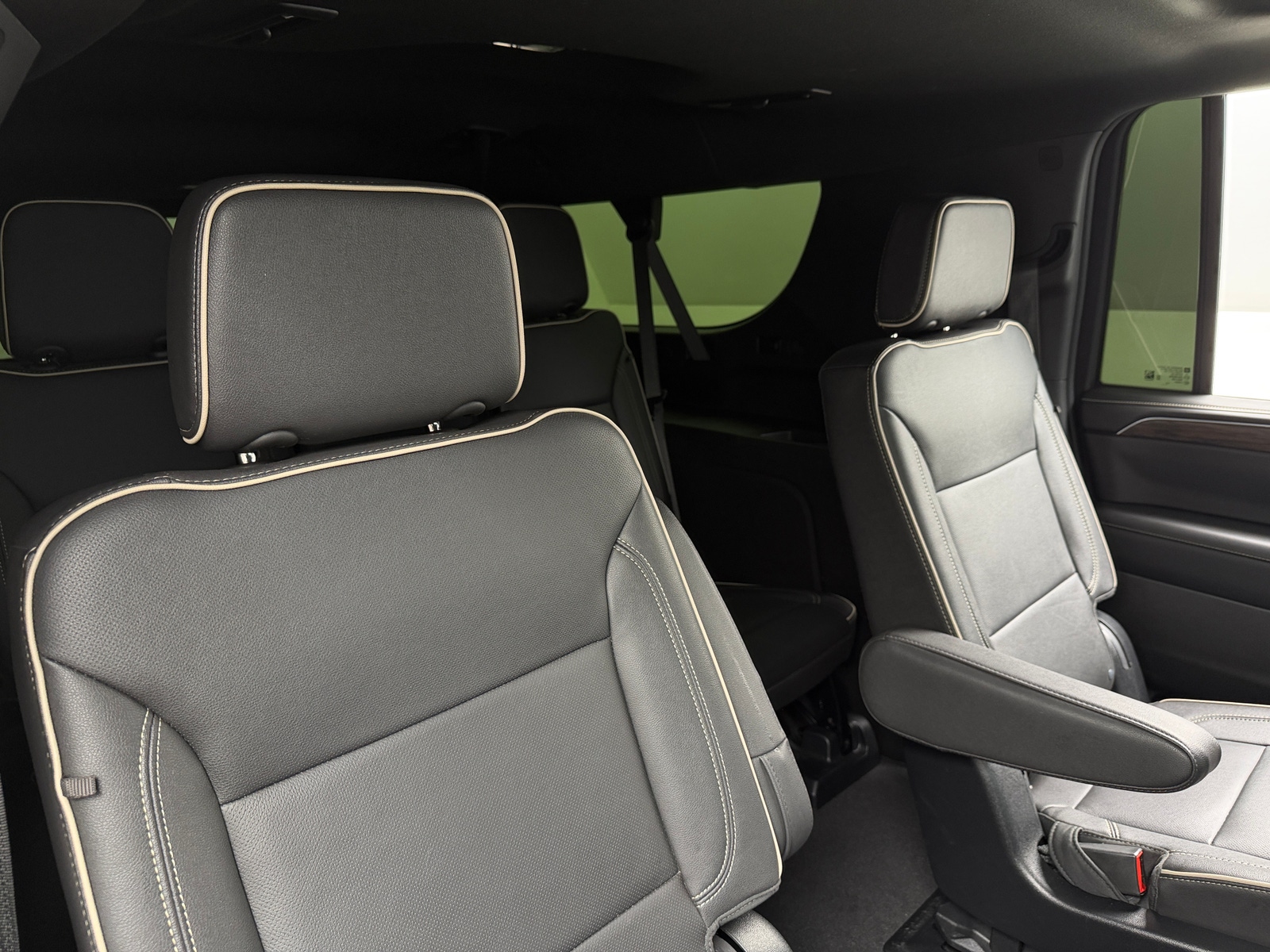 Thumbnail: 2023 Chevrolet Suburban - 5