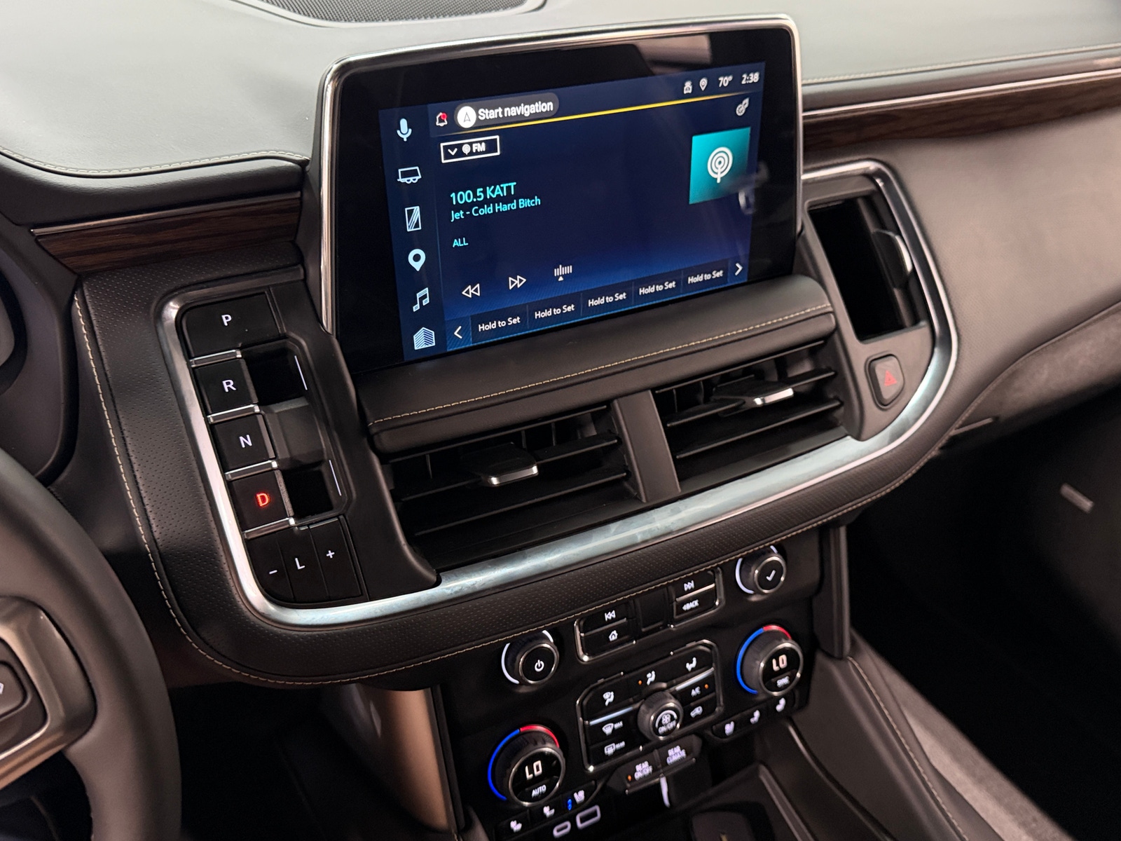 Thumbnail: 2023 Chevrolet Suburban - 3