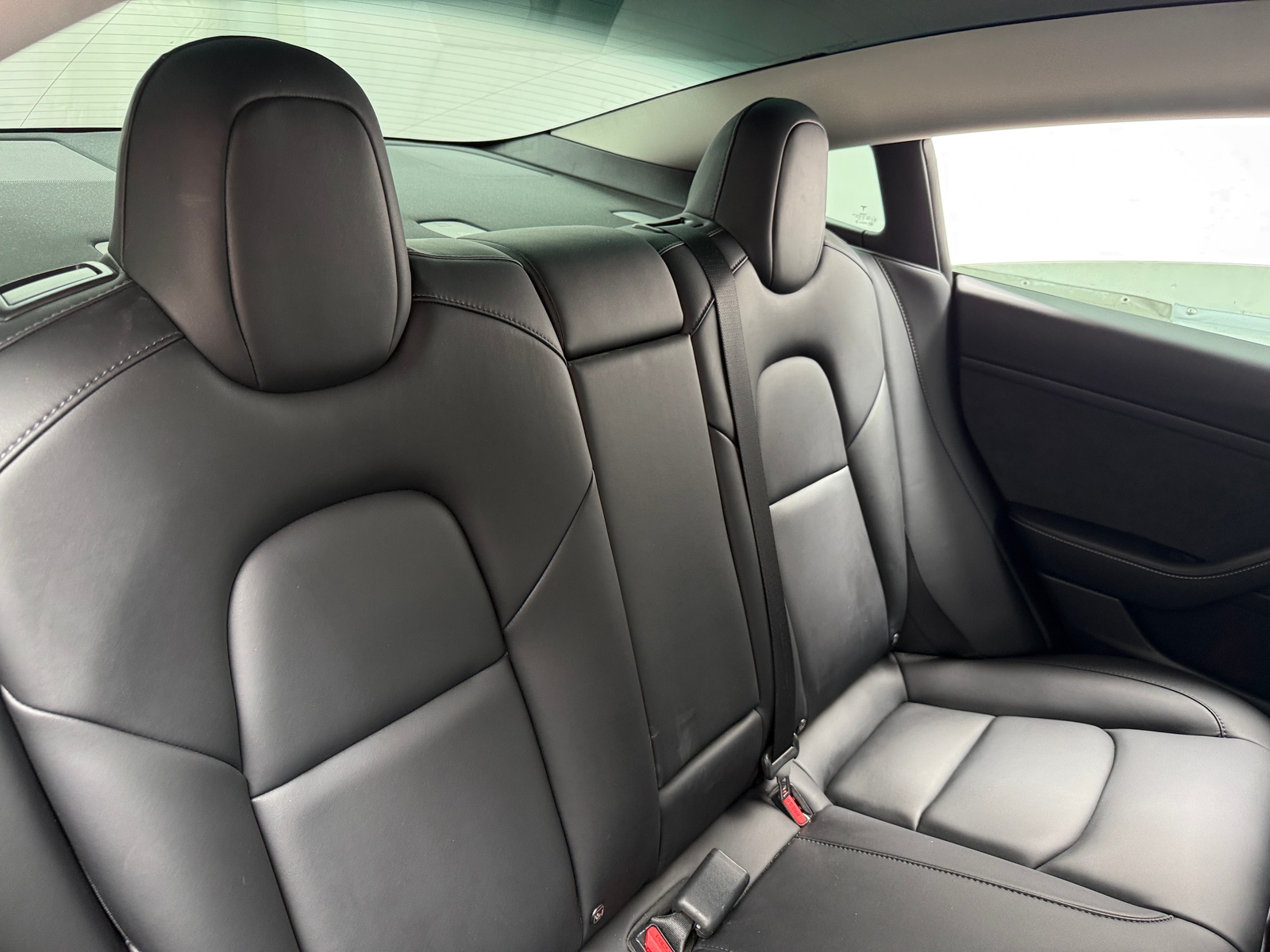 Thumbnail: 2022 Tesla Model 3 - 5