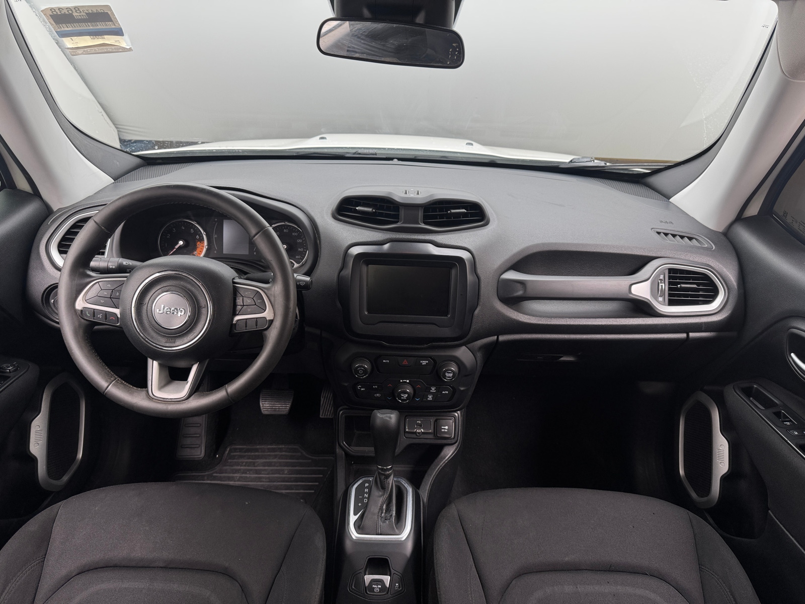 Thumbnail: 2018 Jeep Renegade - 3