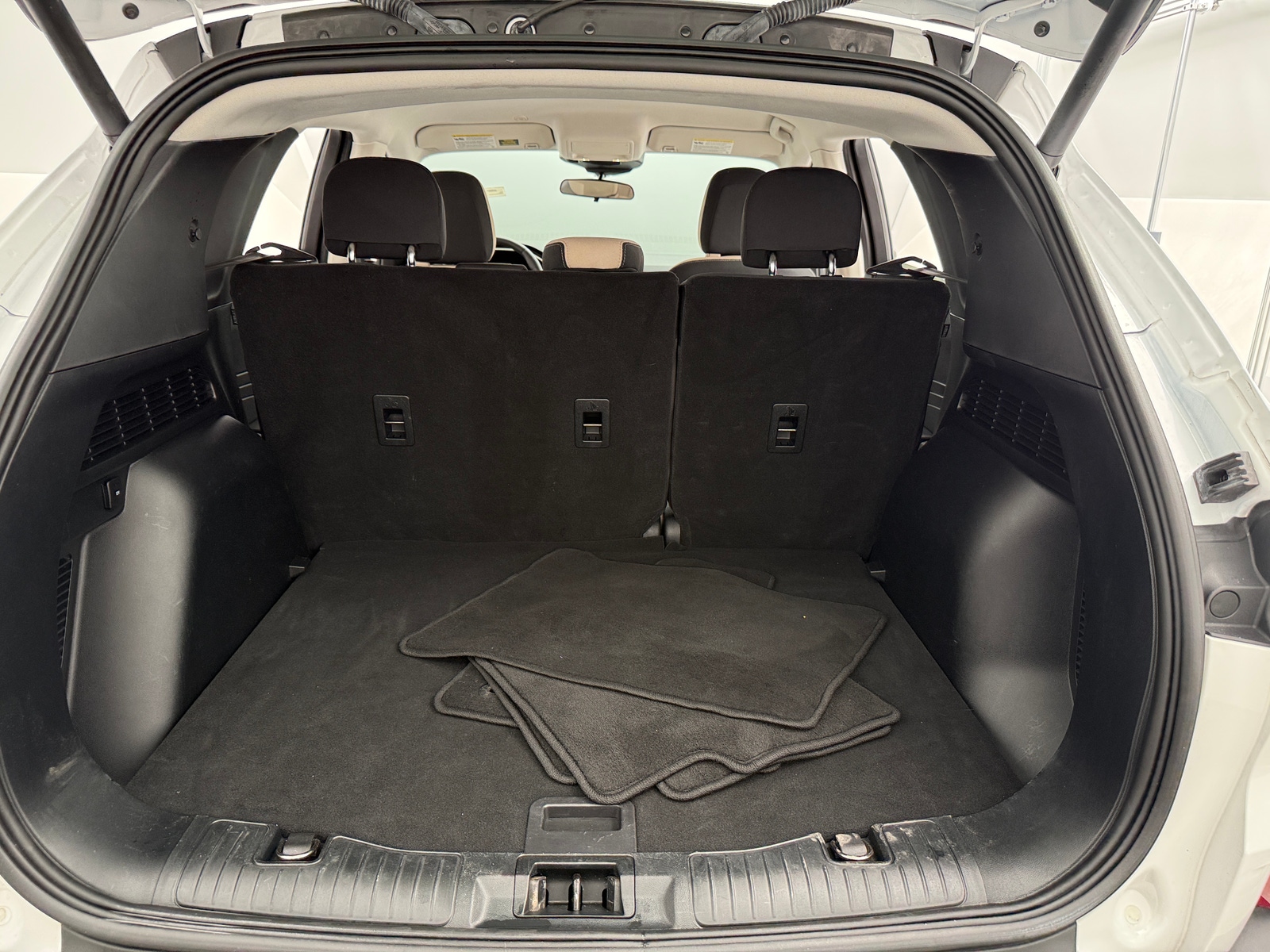 Thumbnail: 2021 Ford Escape - 7