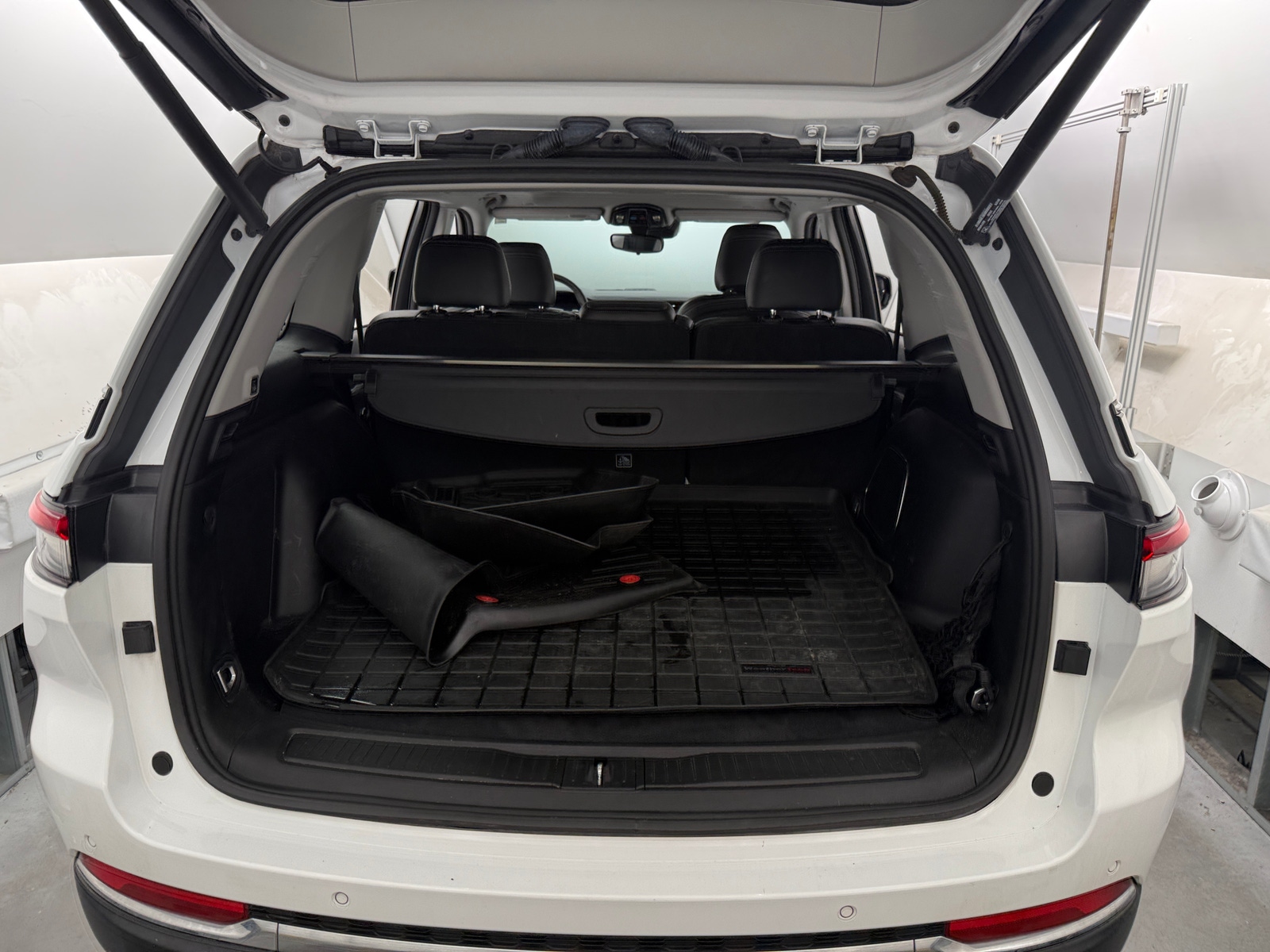 Thumbnail: 2022 Jeep Grand Cherokee - 6