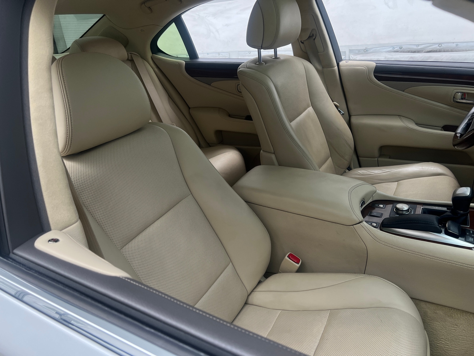 Thumbnail: 2013 Lexus LS - 2