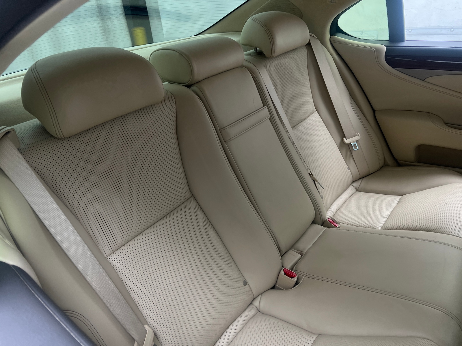 Thumbnail: 2013 Lexus LS - 6