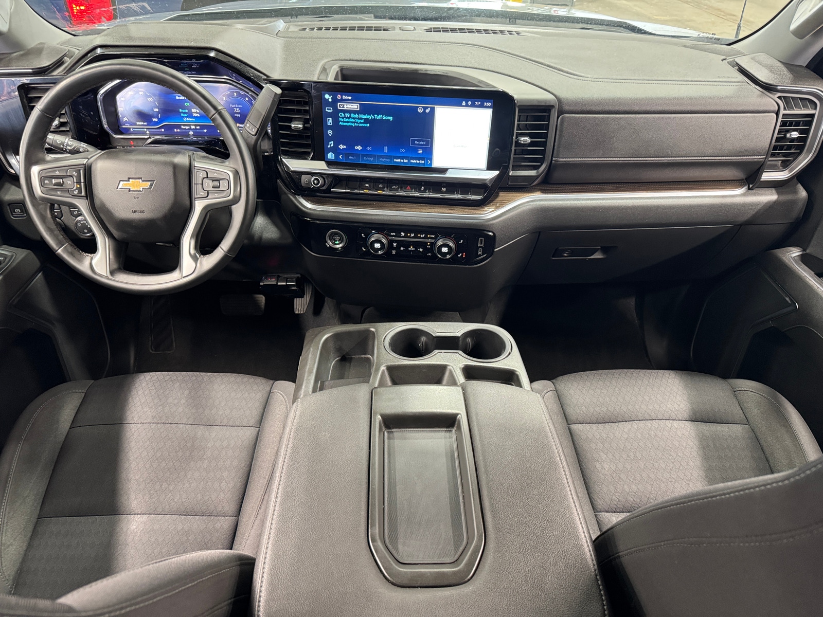 Thumbnail: 2023 Chevrolet Silverado 1500 - 3