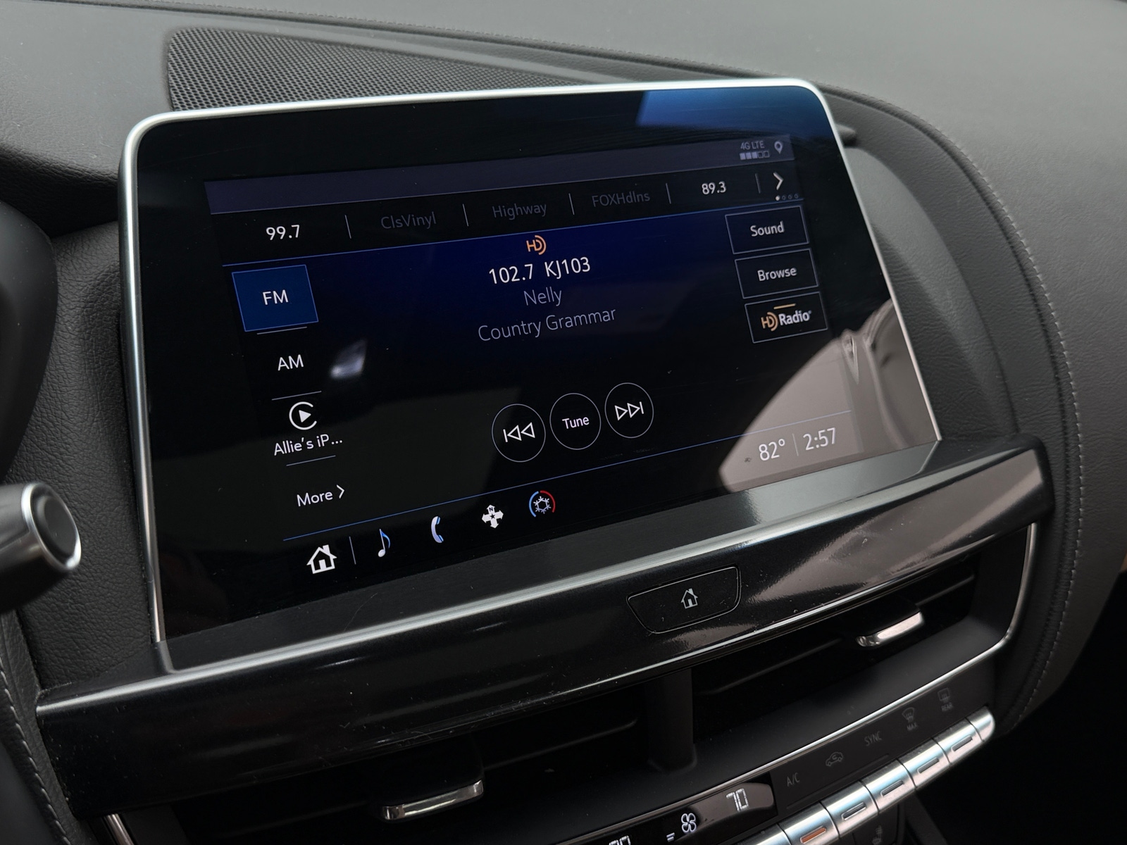 Thumbnail: 2023 Cadillac CT5 - 3