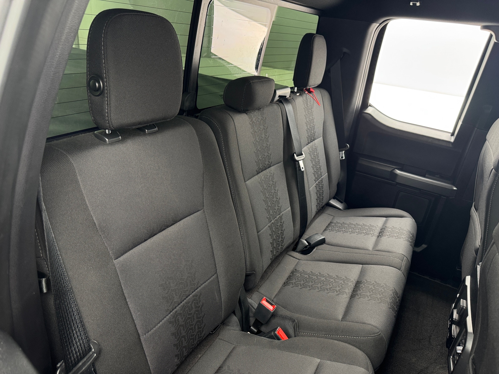 Thumbnail: 2018 Ford Econoline - 6