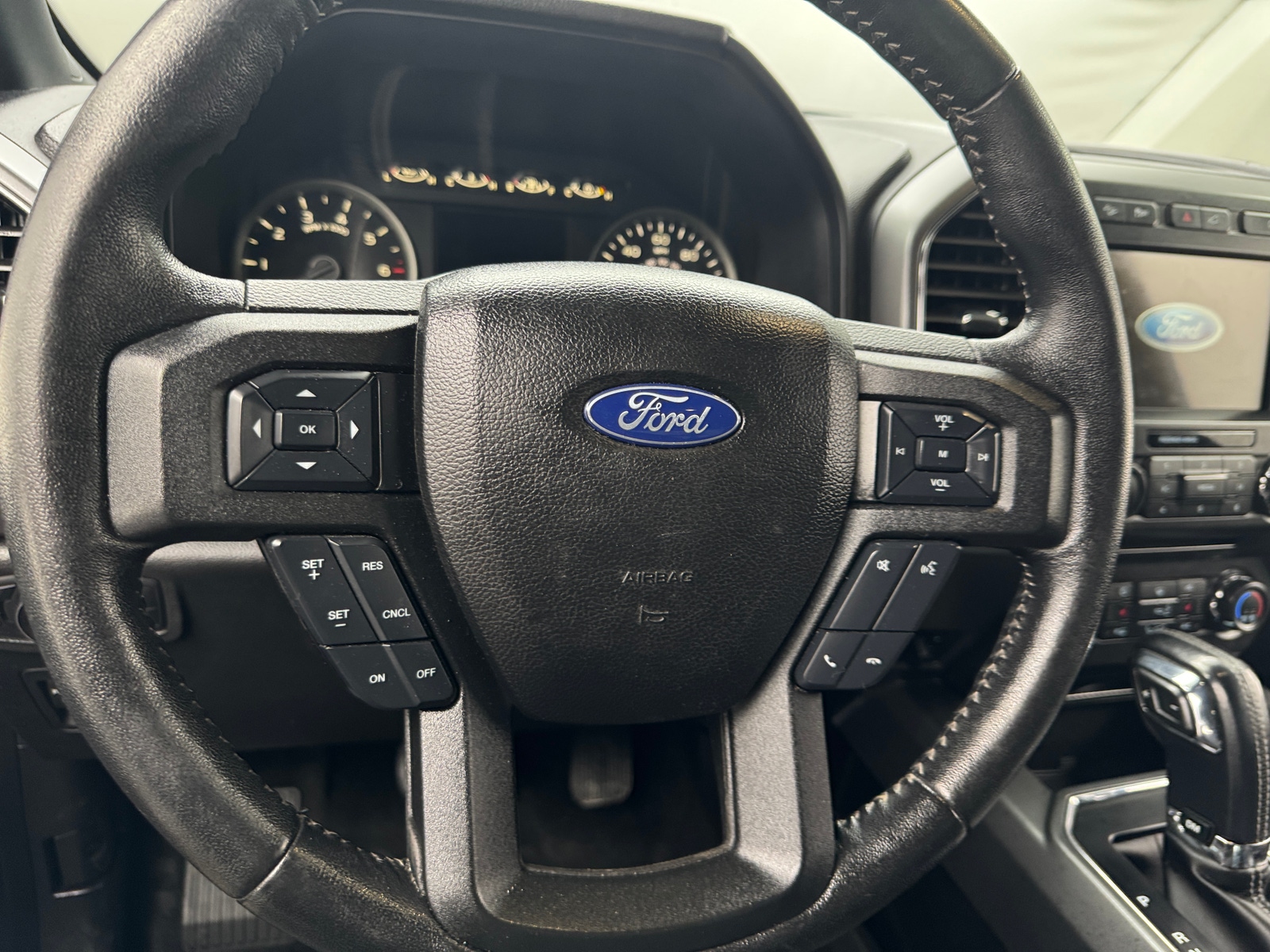 Thumbnail: 2018 Ford Econoline - 5