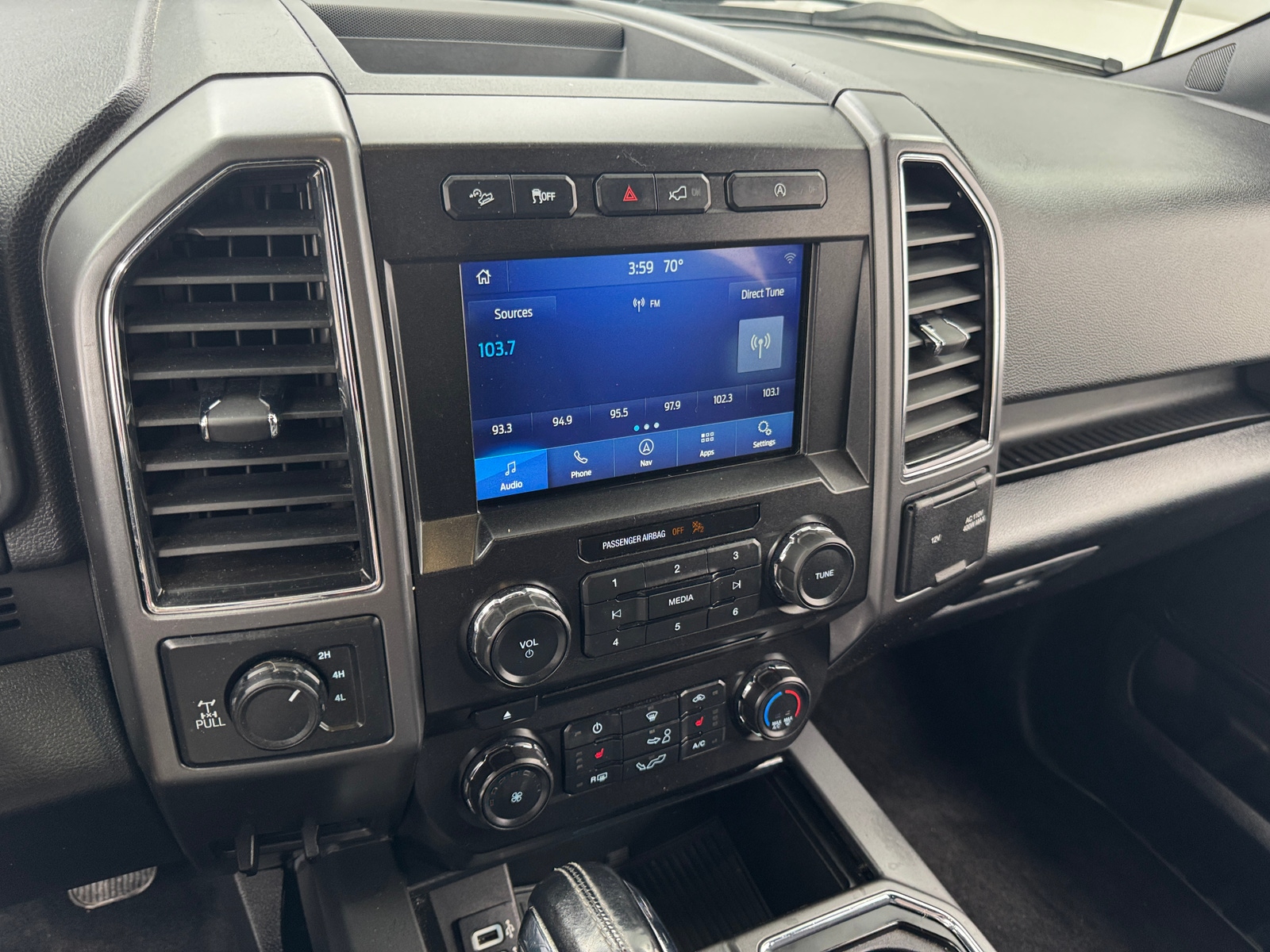 Thumbnail: 2018 Ford Econoline - 4