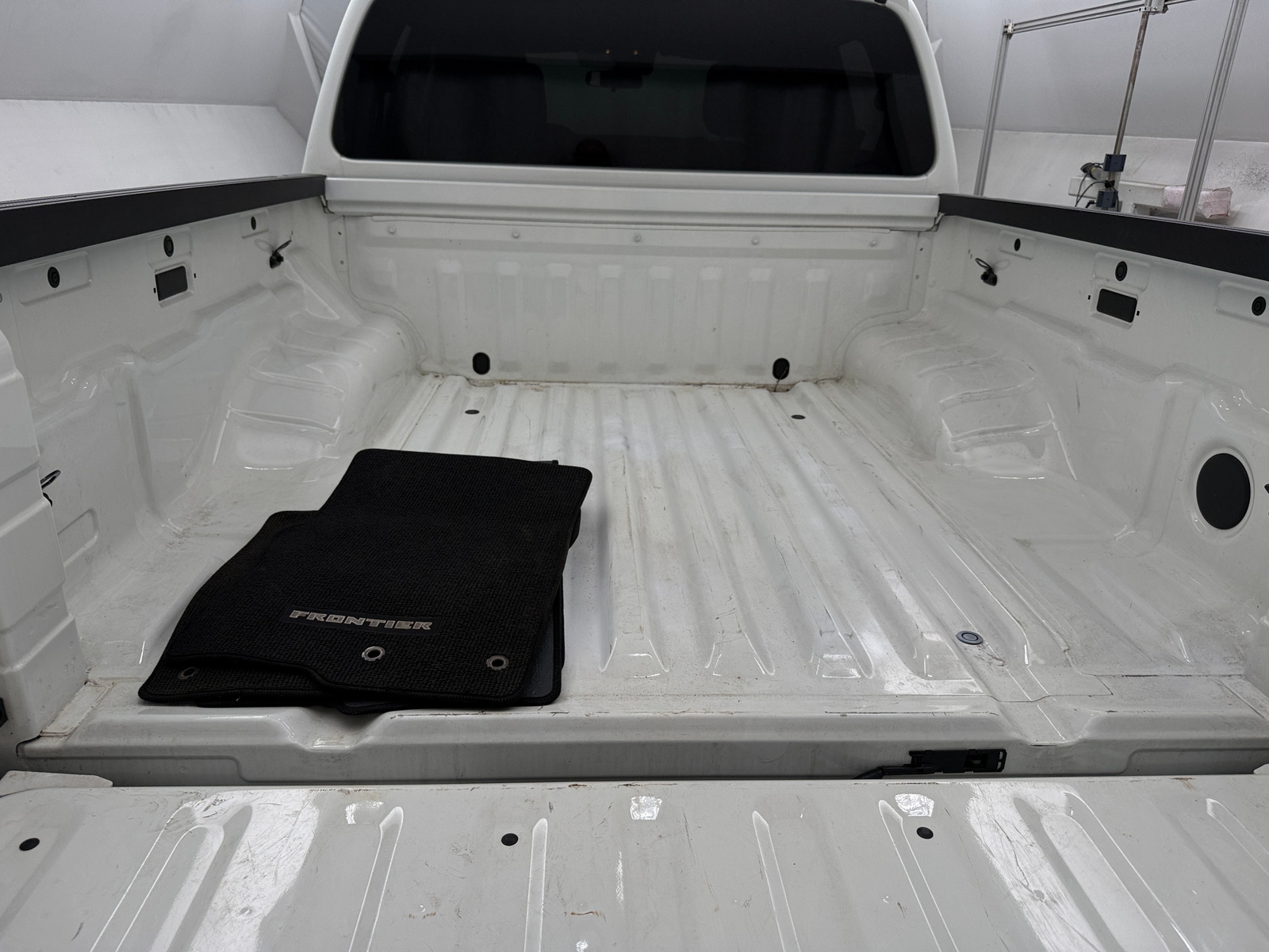 Thumbnail: 2025 Nissan Frontier - 7