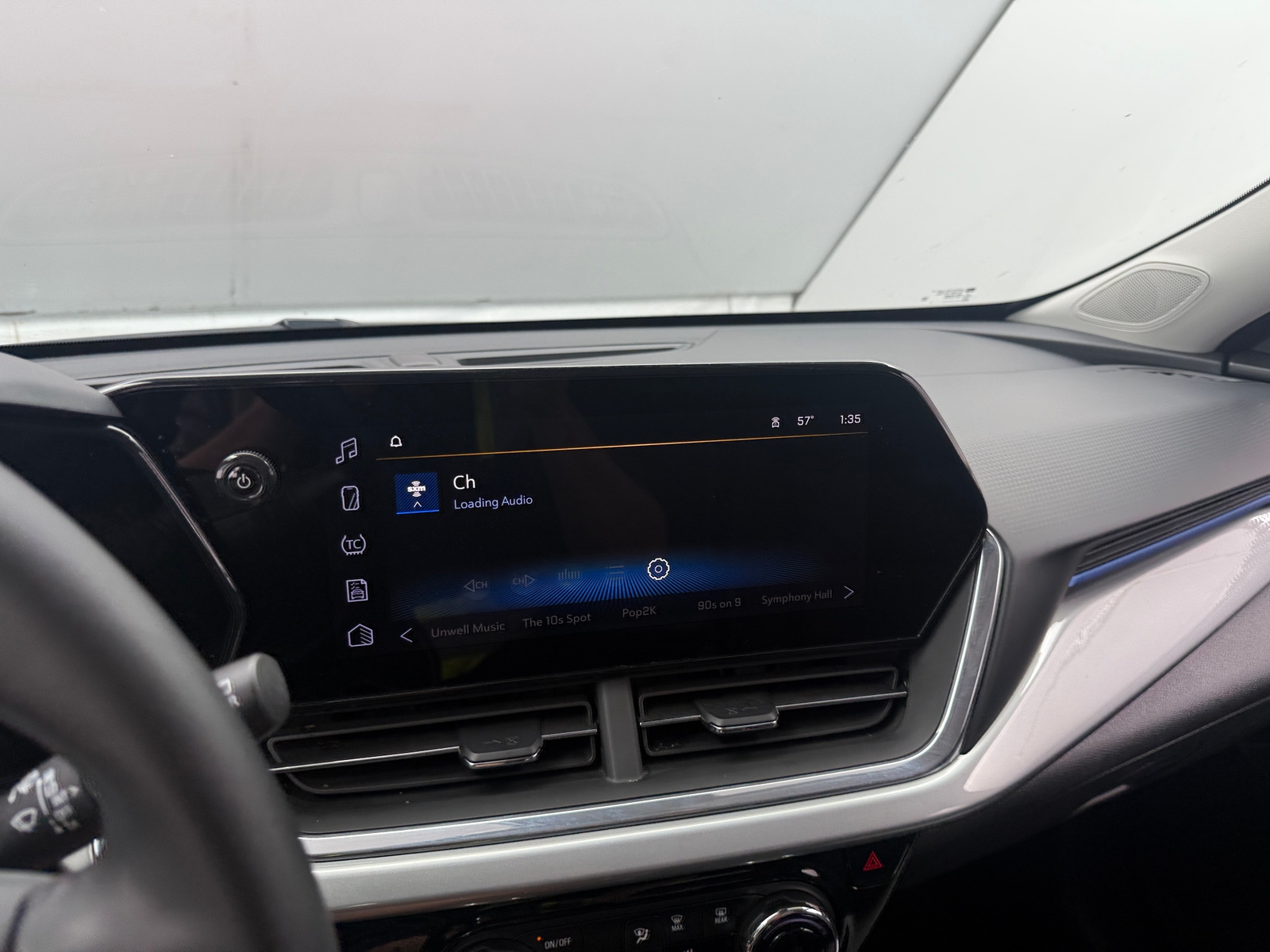 Thumbnail: 2025 Chevrolet Trax - 4