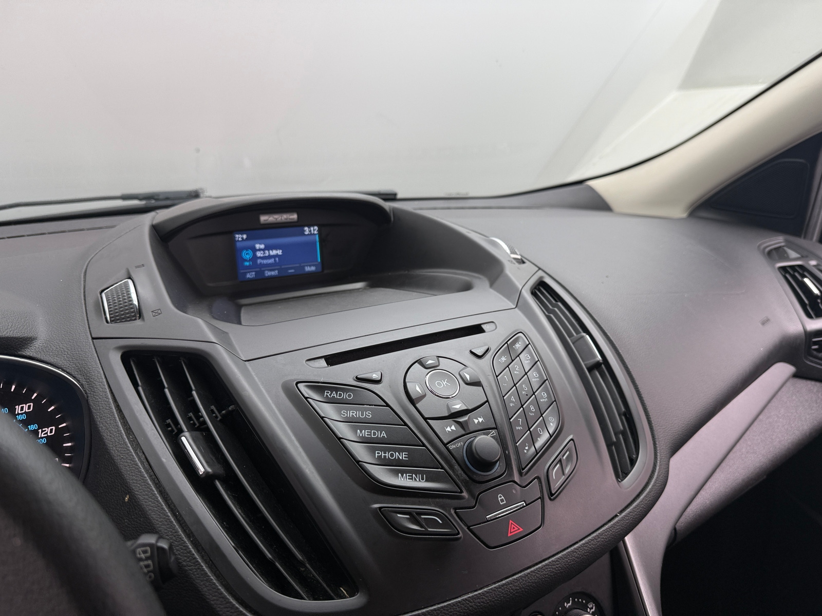 Thumbnail: 2015 Ford Escape - 4