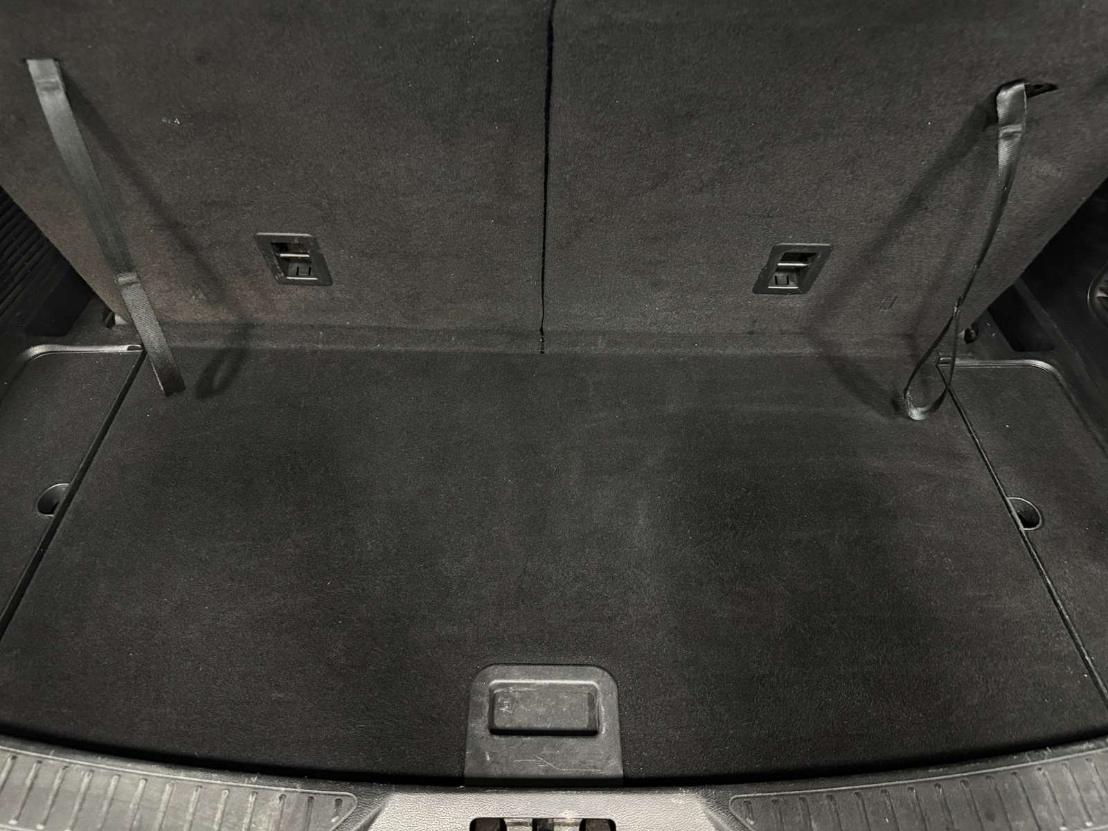 Thumbnail: 2020 Ford Explorer - 6