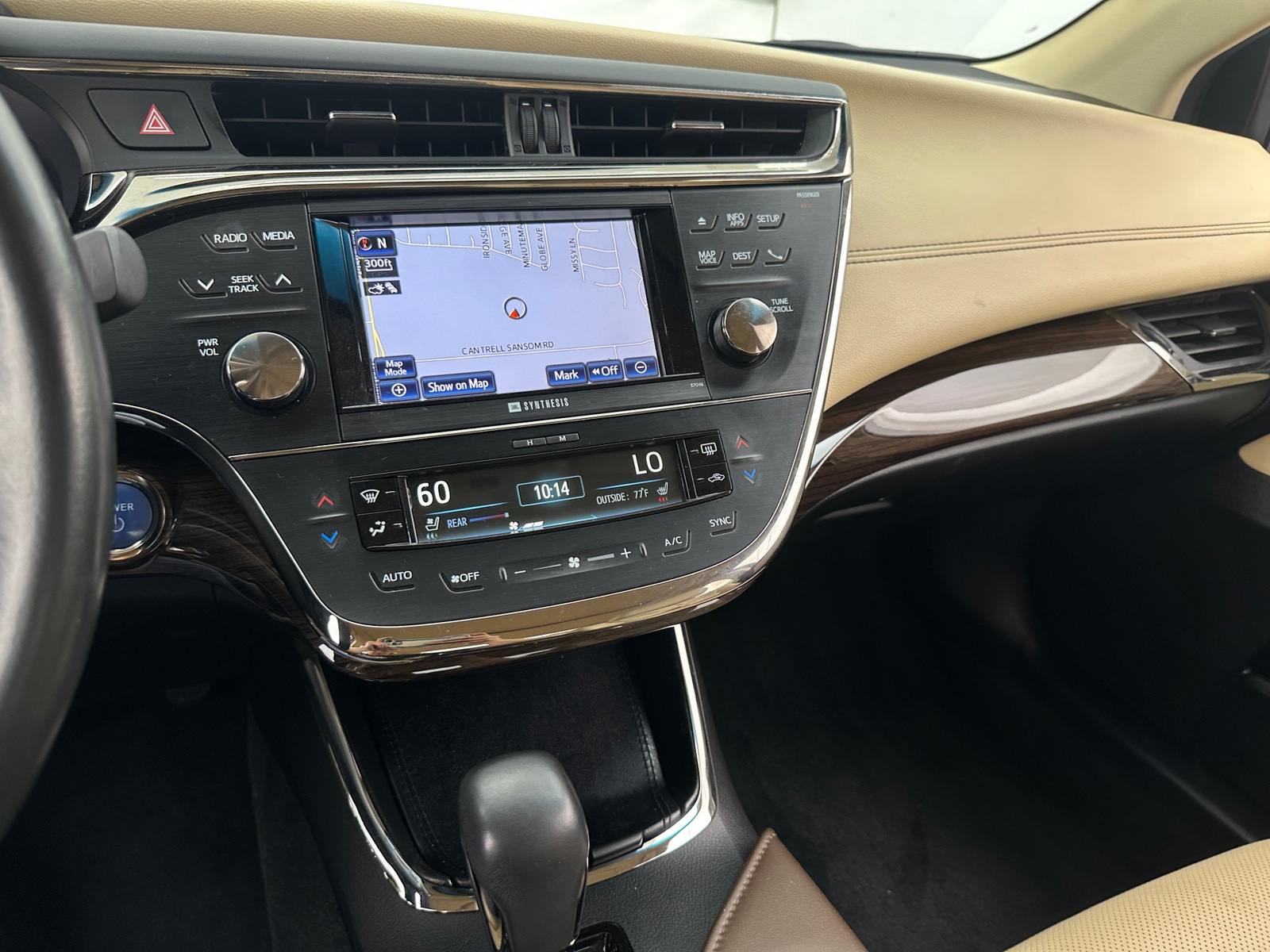 Thumbnail: 2013 Toyota Avalon - 4