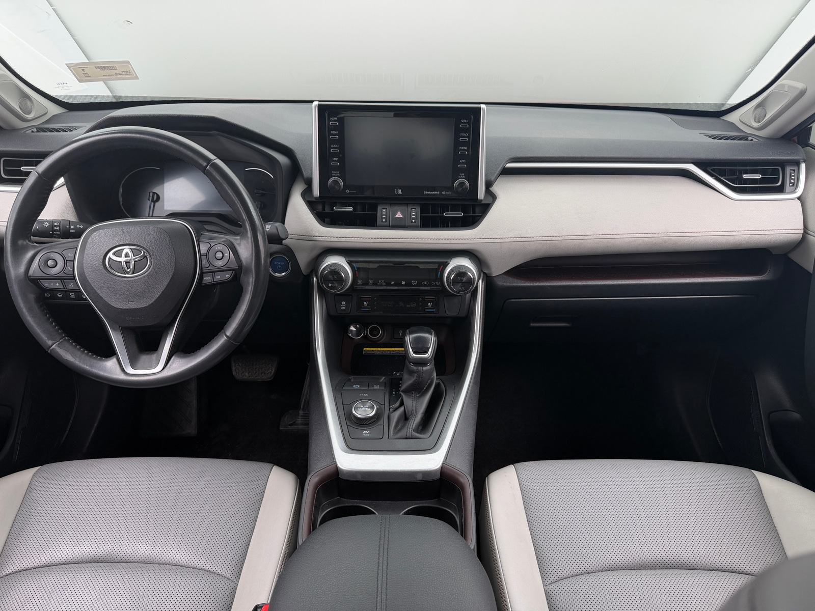 Thumbnail: 2020 Toyota RAV4 - 2