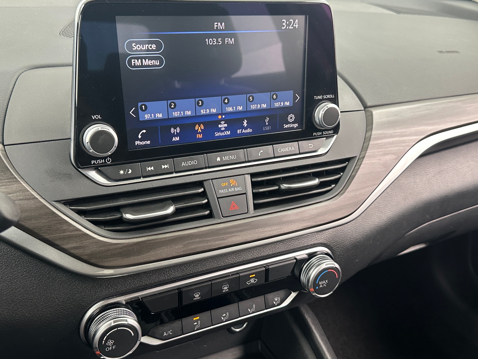 Thumbnail: 2025 Nissan Altima - 4