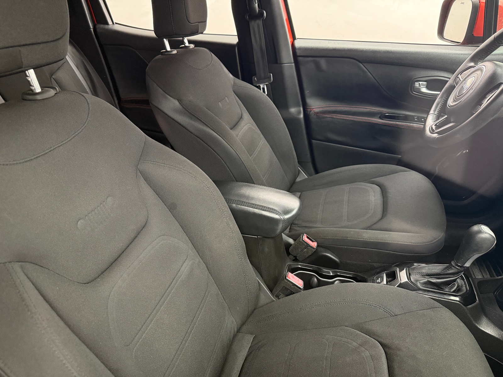 Thumbnail: 2017 Jeep Renegade - 2