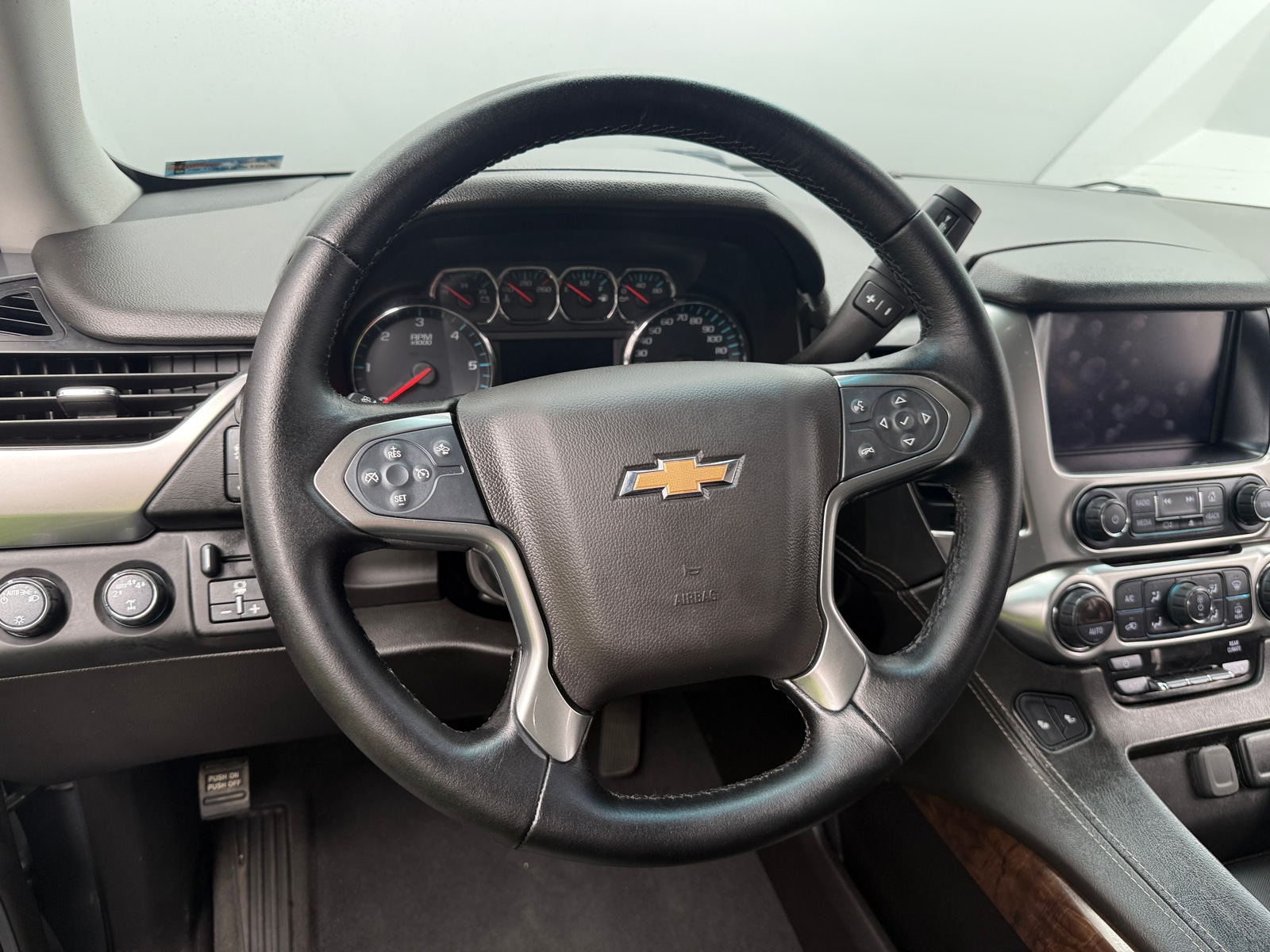 Thumbnail: 2019 Chevrolet Tahoe - 4