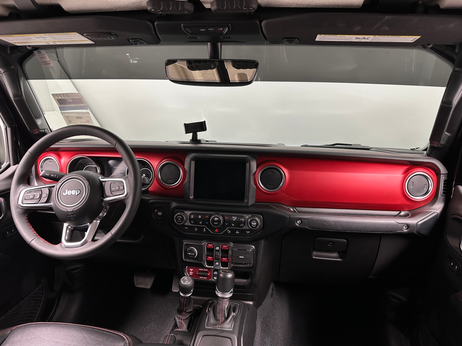 Thumbnail: 2023 Jeep Gladiator - 2