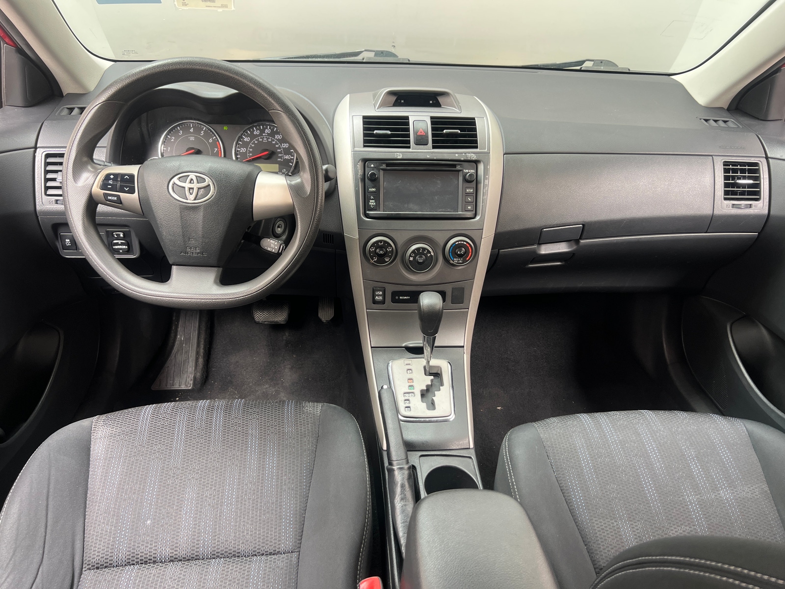 Thumbnail: 2013 Toyota Corolla - 3