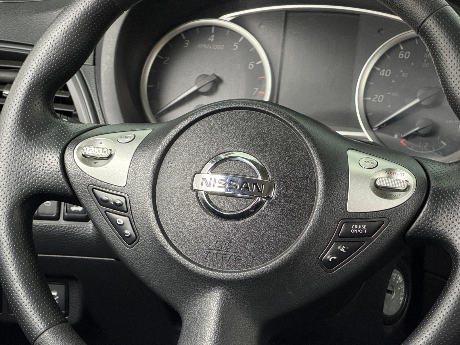 Thumbnail: 2019 Nissan Sentra - 5