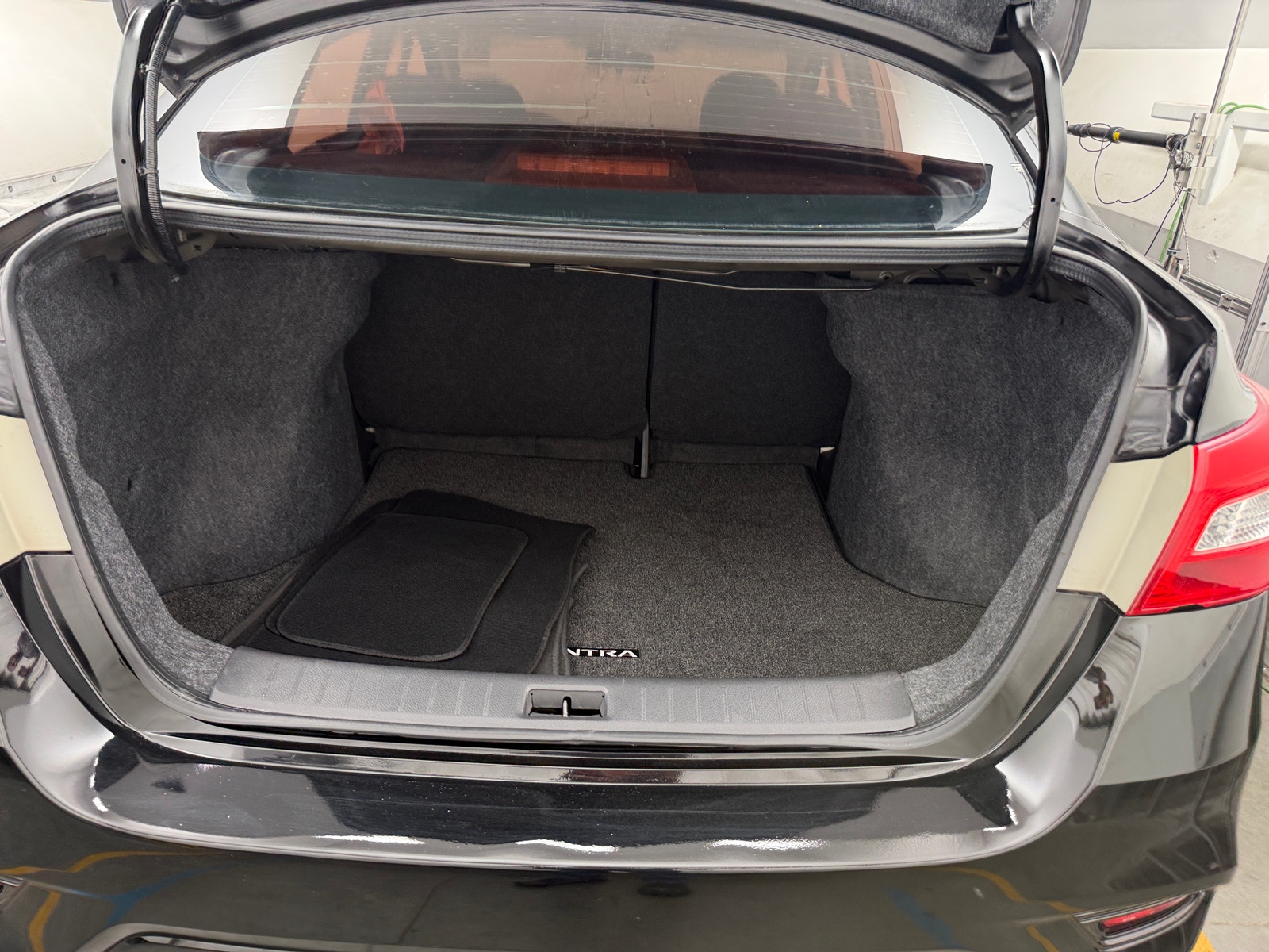 Thumbnail: 2019 Nissan Sentra - 7