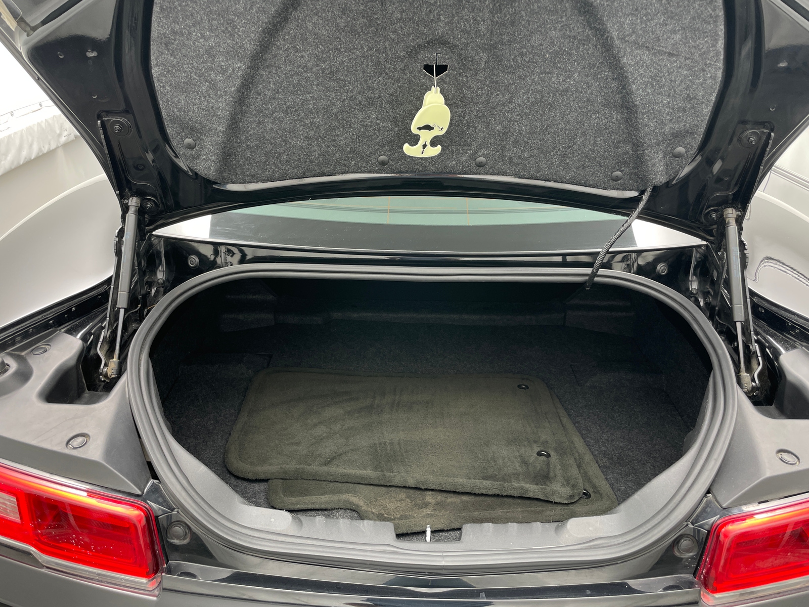 Thumbnail: 2015 Chevrolet Camaro - 5