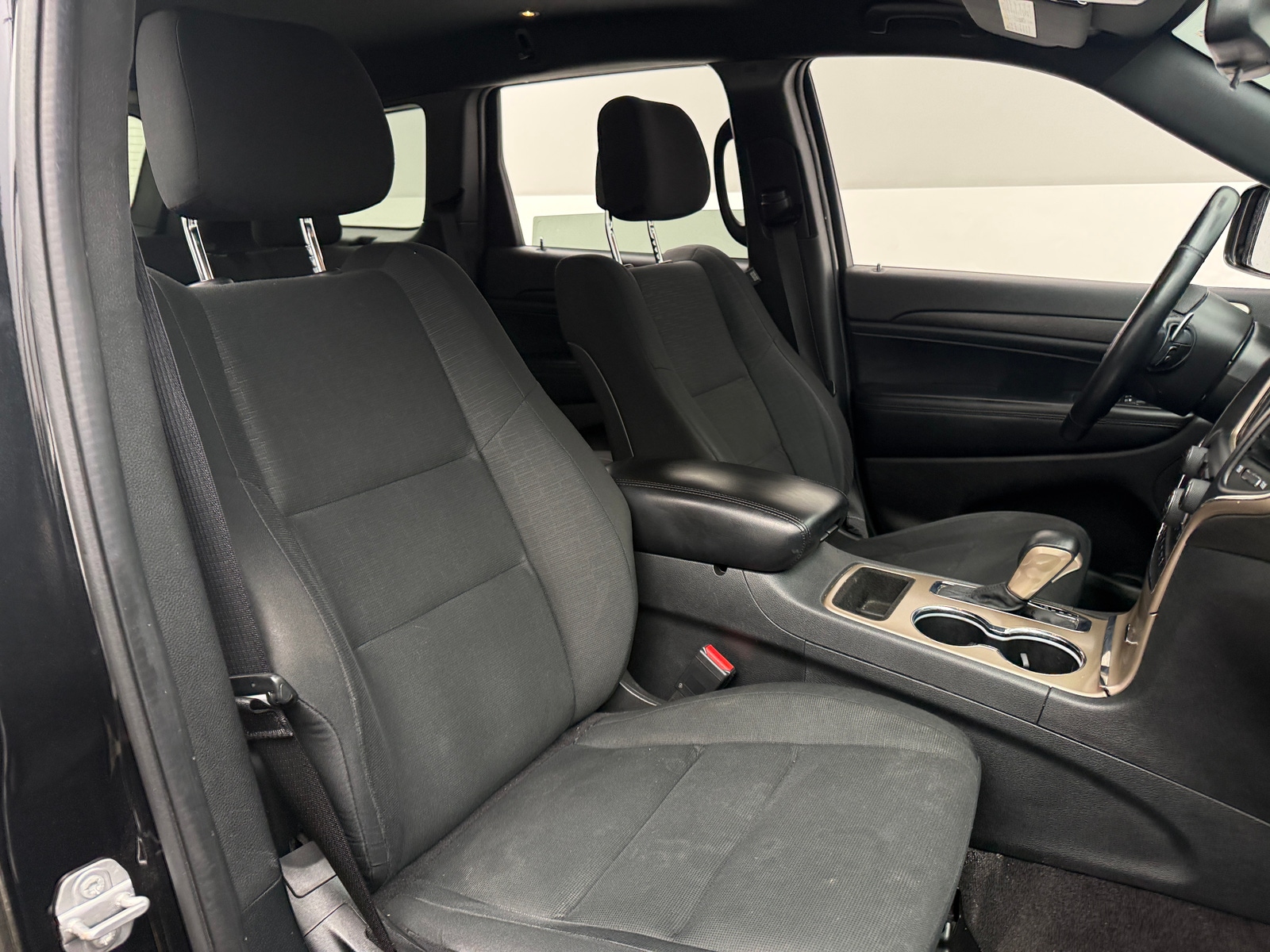 Thumbnail: 2016 Jeep Grand Cherokee - 2