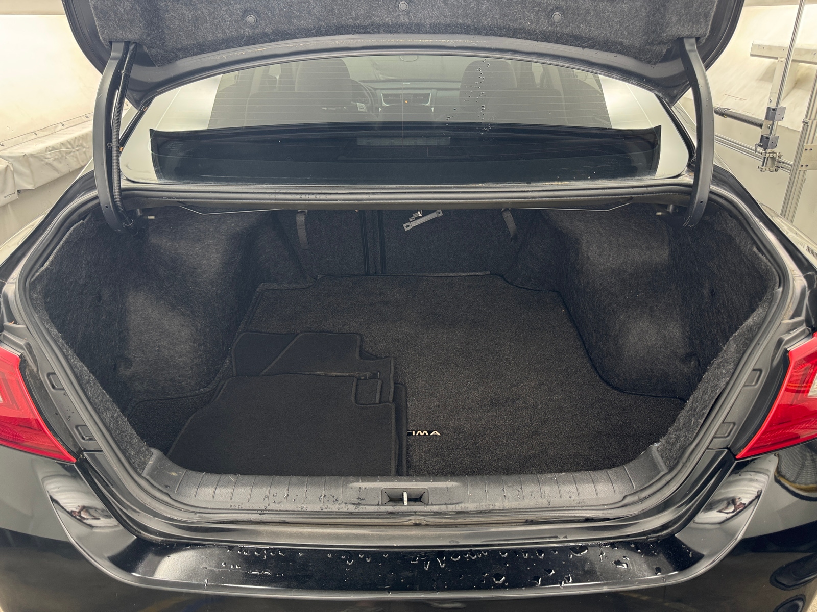 Thumbnail: 2018 Nissan Altima - 6