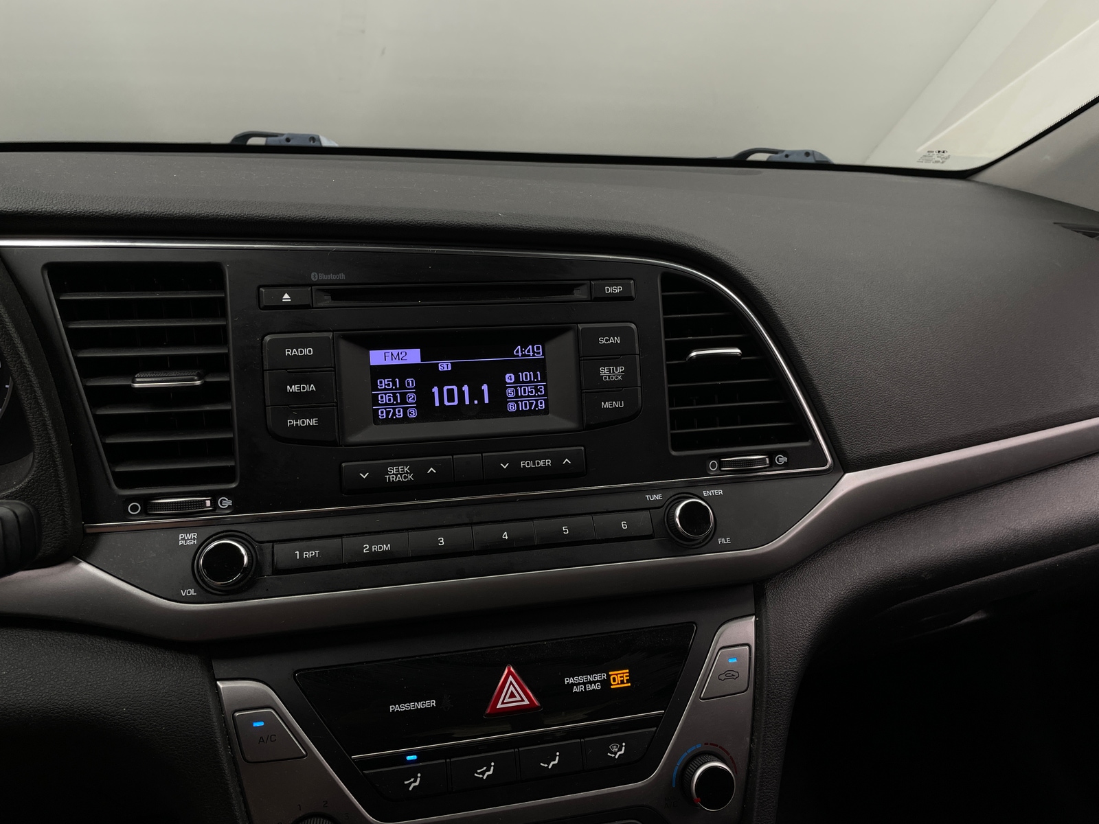 Thumbnail: 2018 Hyundai Elantra - 4