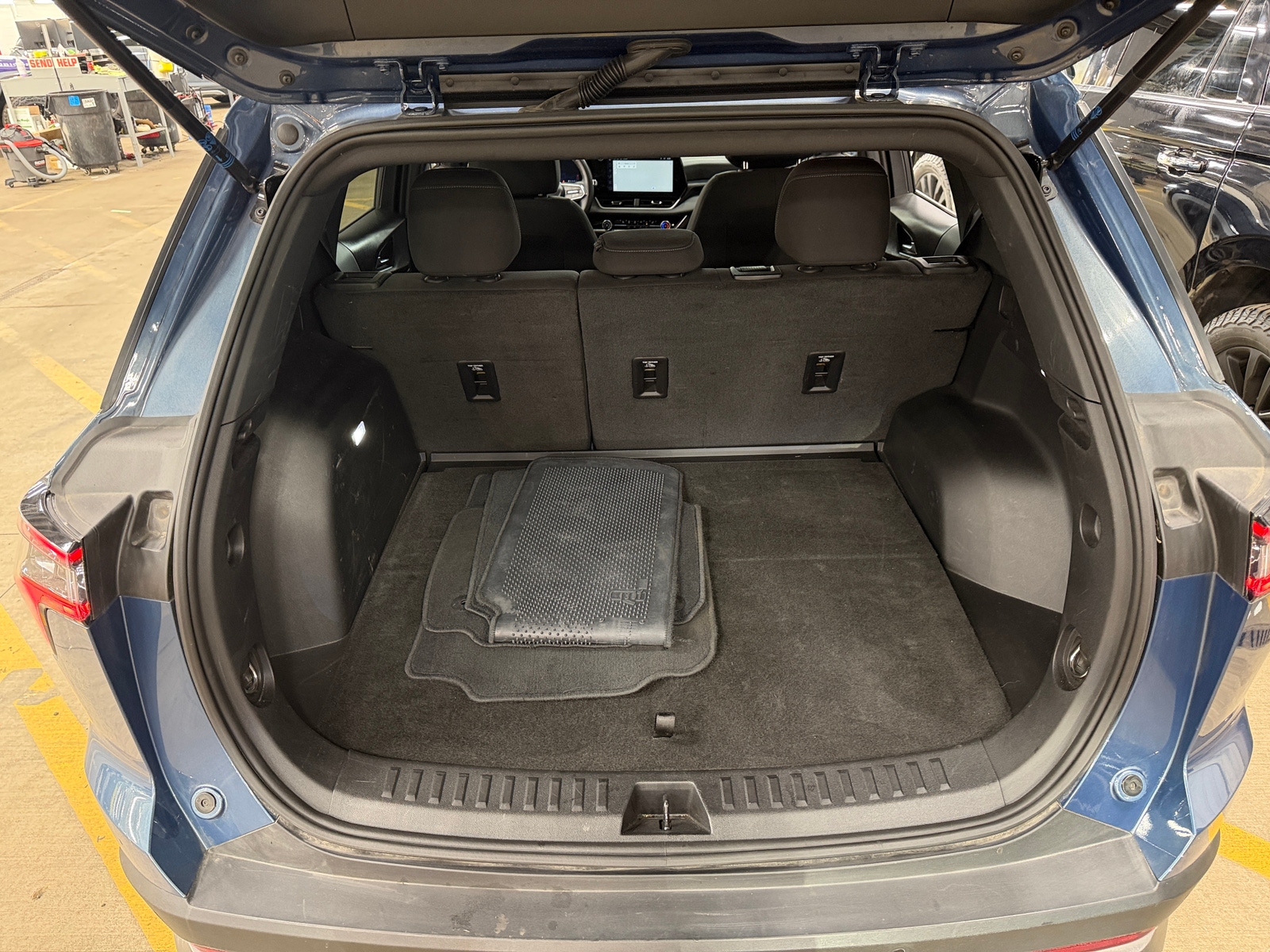 Thumbnail: 2025 Chevrolet Equinox - 7