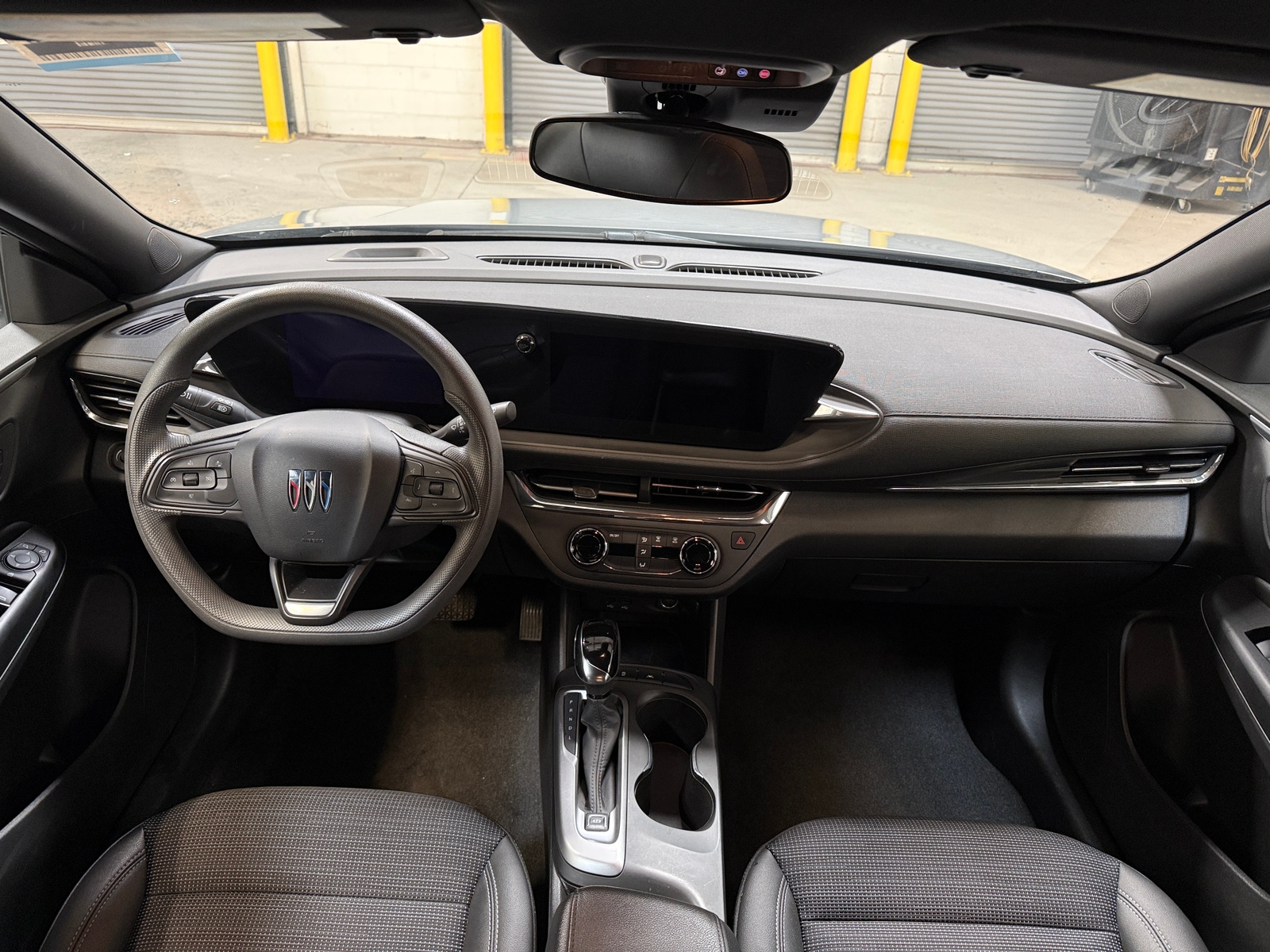 Thumbnail: 2025 Buick Envista - 2