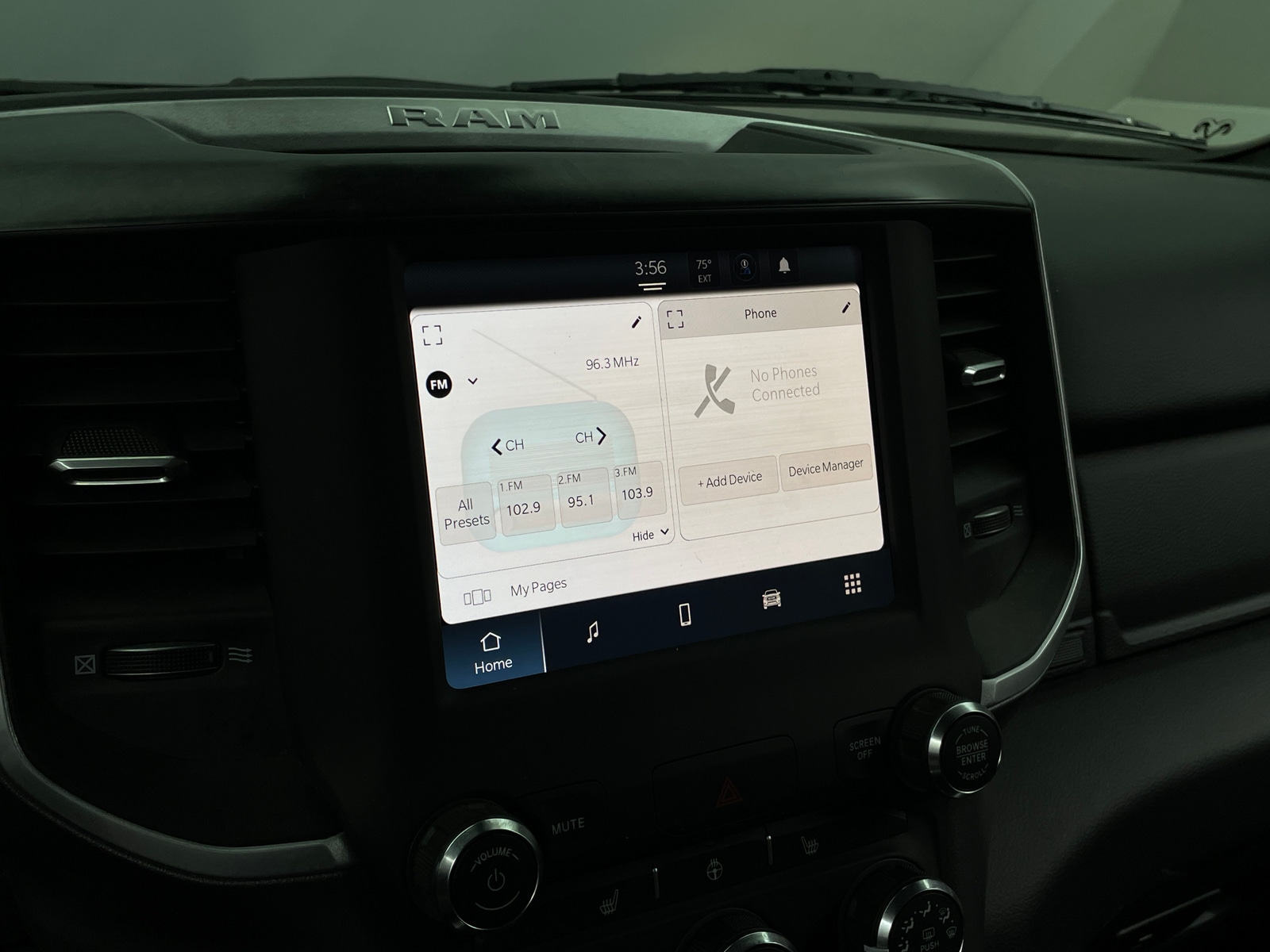 Thumbnail: 2023 RAM 1500 - 4