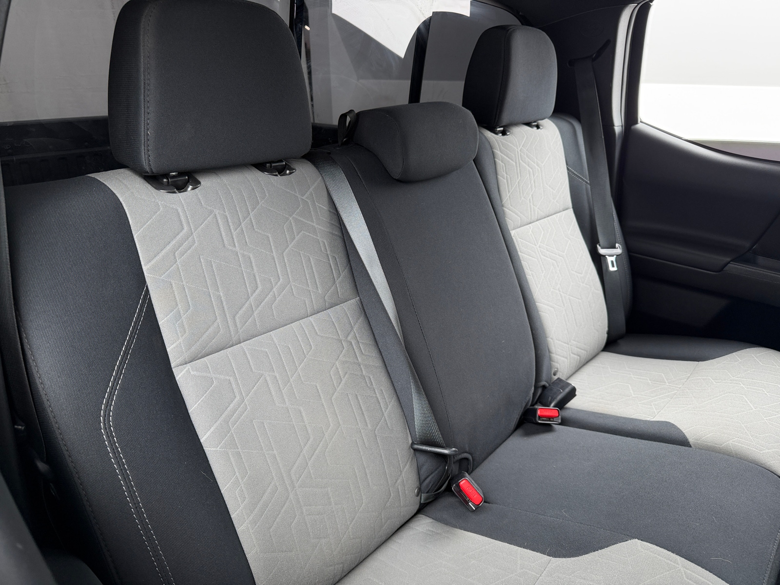 Thumbnail: 2021 Toyota Tacoma - 6