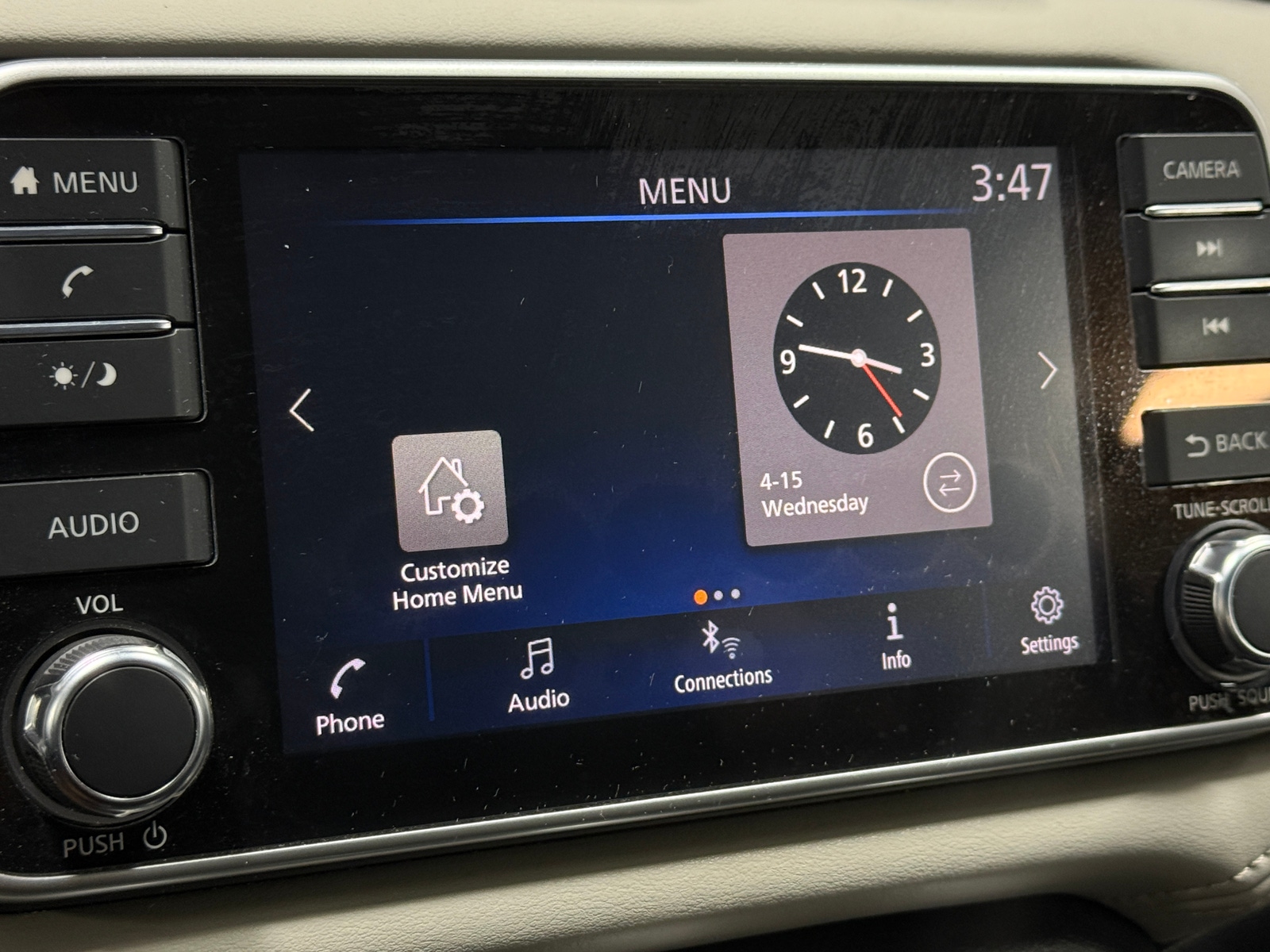 Thumbnail: 2020 Nissan Versa - 4