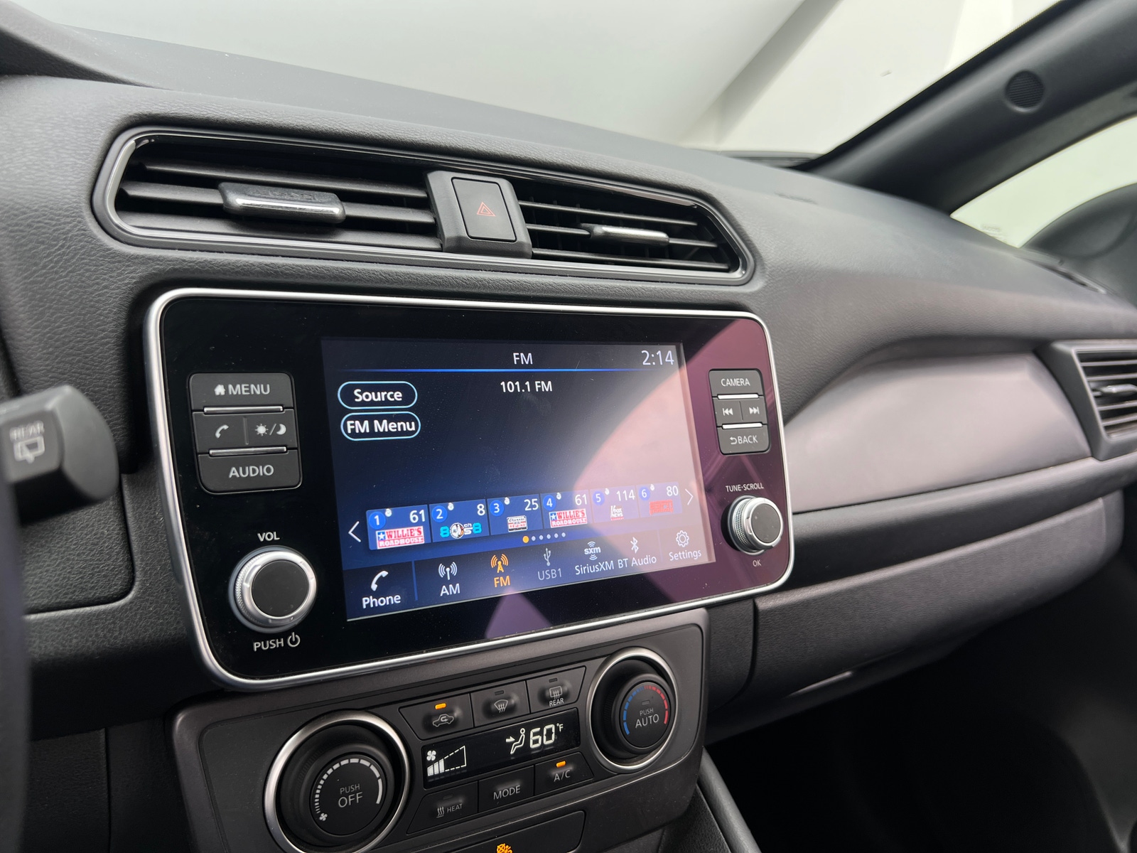 Thumbnail: 2023 Nissan Leaf - 4